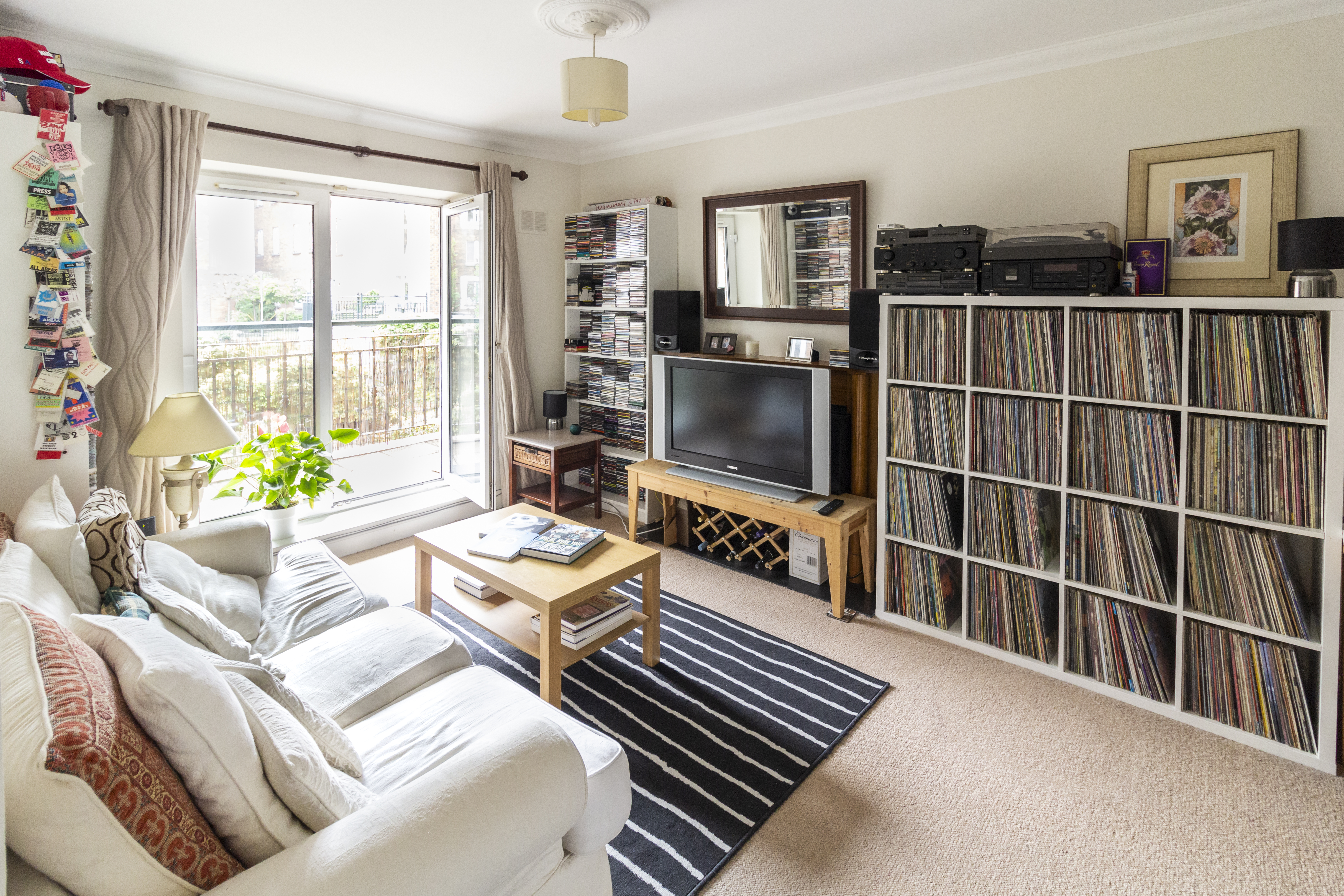 Double bedroom in relaxed flat near Dublin centre
