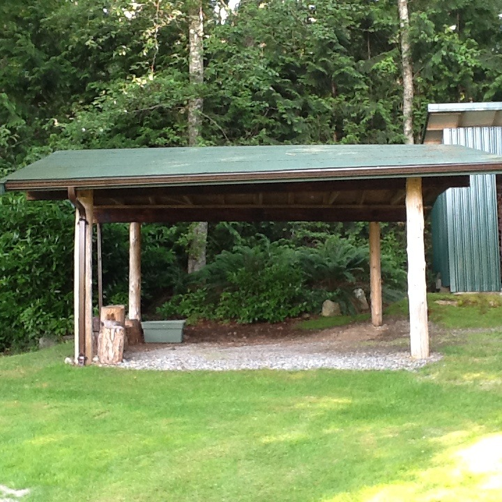 Quiet Ocean Front Beach House Cottages for Rent in Powell River