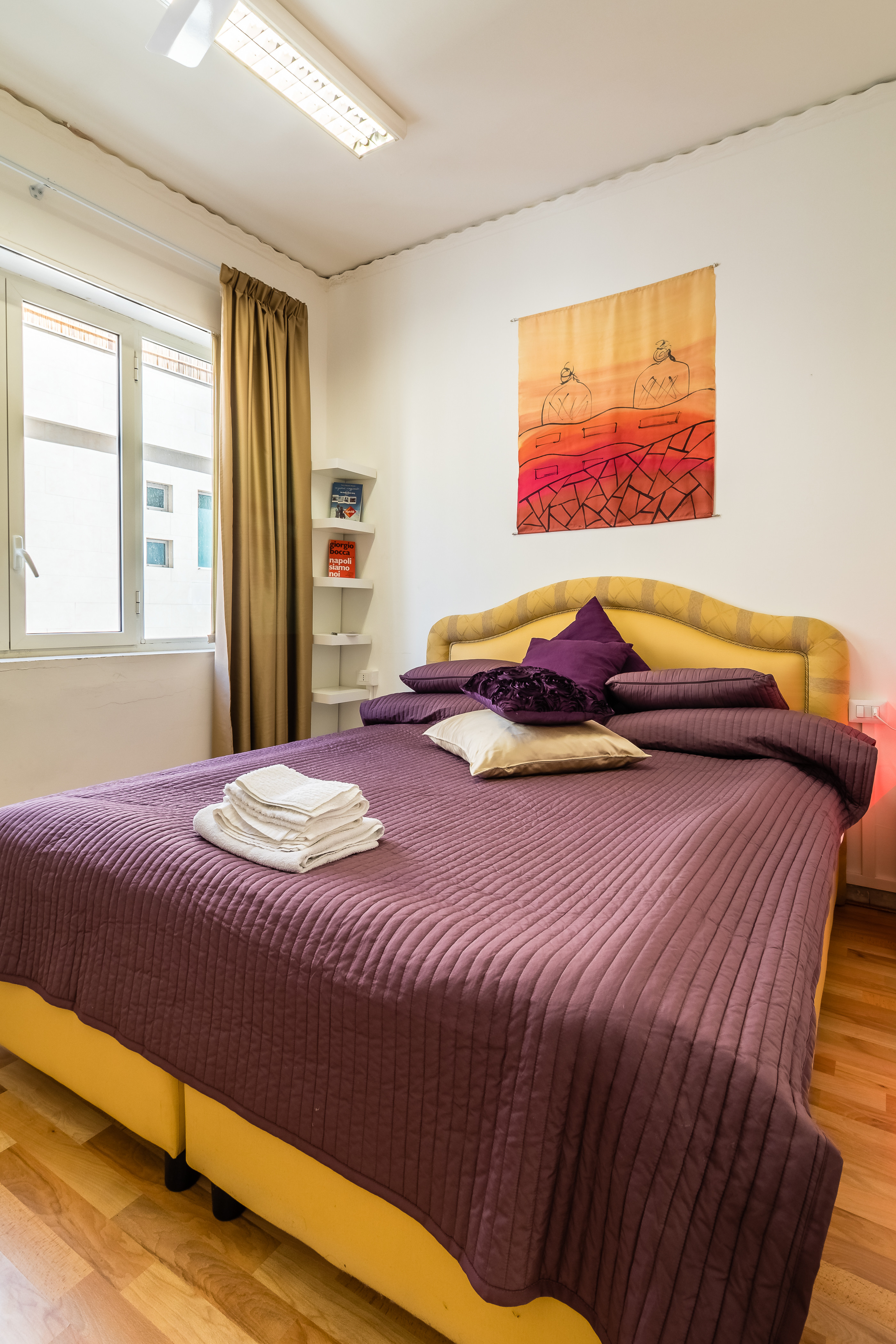 Melisurgo 39 - Confortevole Monolocale Arredato in Porto, Naples