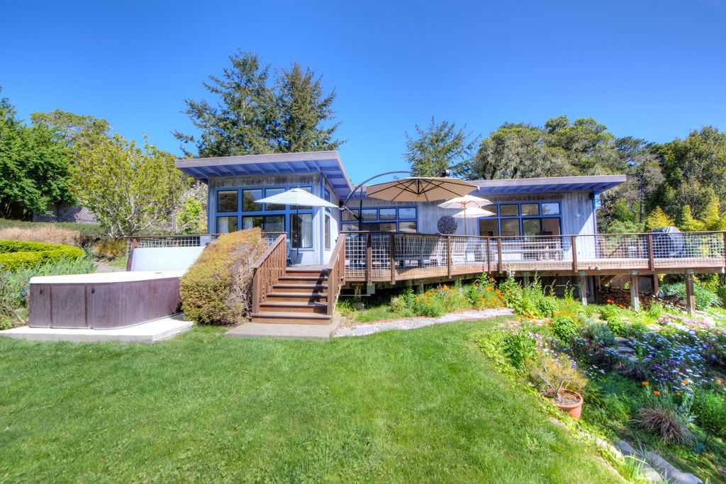 1 Acre Inverness Family Estate Houses for Rent in Inverness