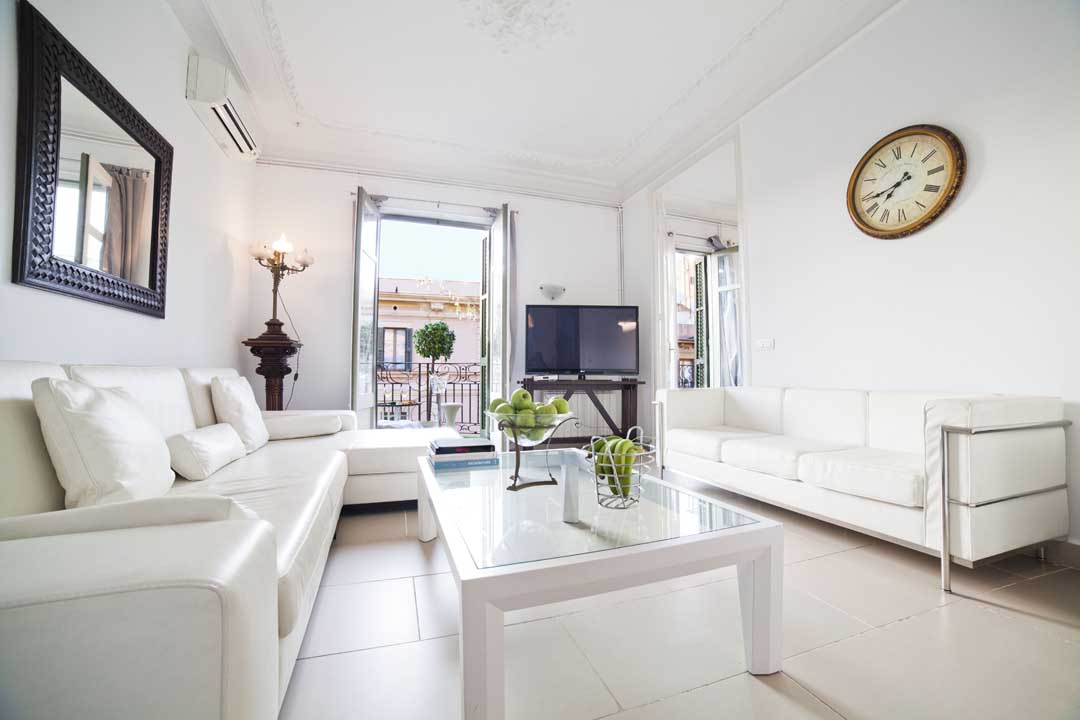 Céntric, Balconies & City view- Feel Heart of BCN in la Dreta de l'Eixample, Barcelona