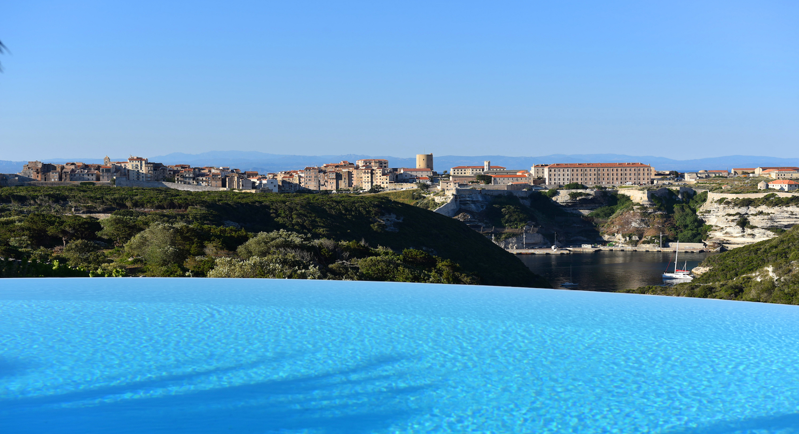 Charming villa F2 equipped, amazing view