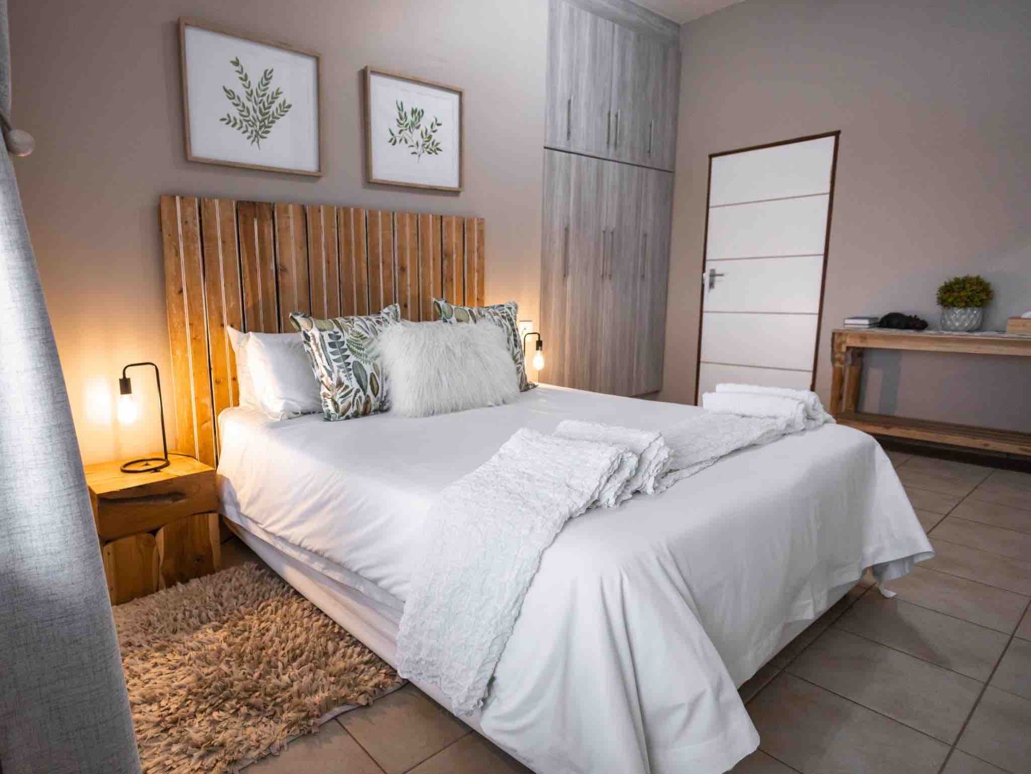 Little Eden - IMPUNZI 4 Sleeper Sea View Apartment