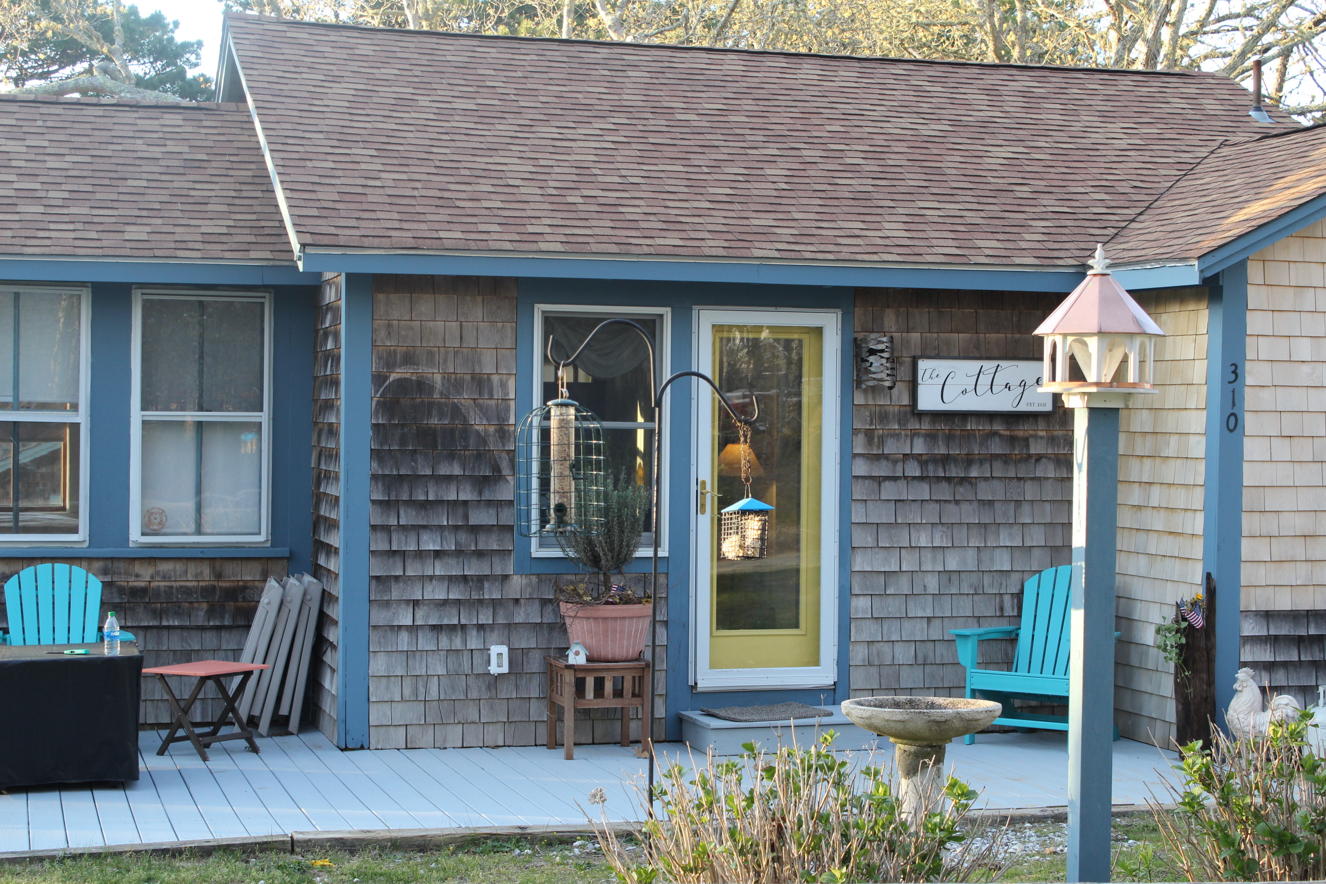 Cottage Getaway walk to beach