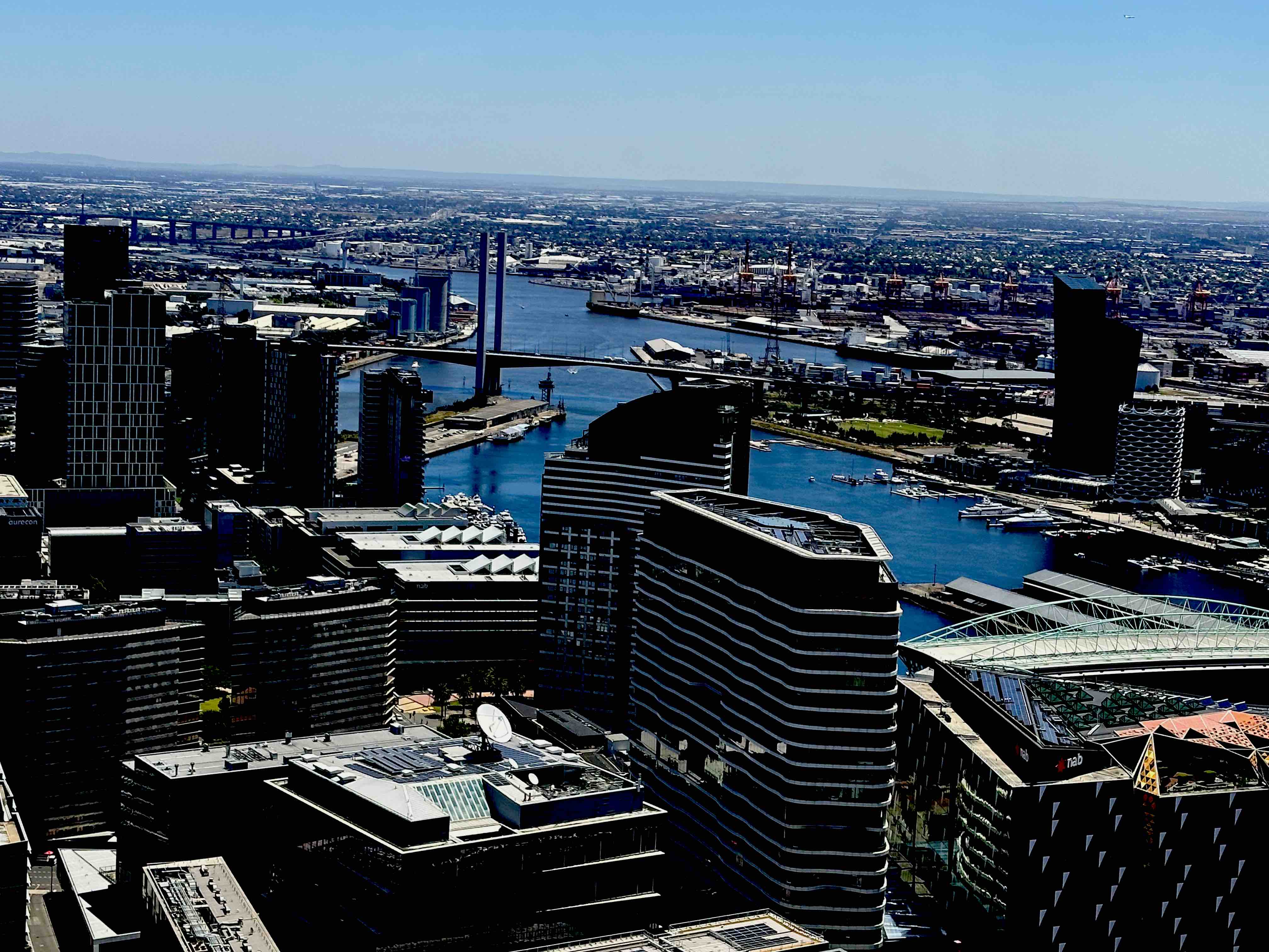 Level 57 Sky high Melbourne CBD with stunning view