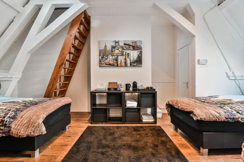 Private room in a Historical Building! City Centre — Amsterdam stay