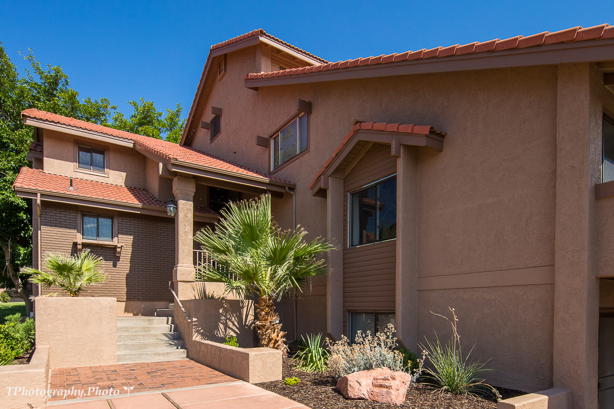 Spacious St. CondoBetter than a Hotel! Townhouses for Rent in
