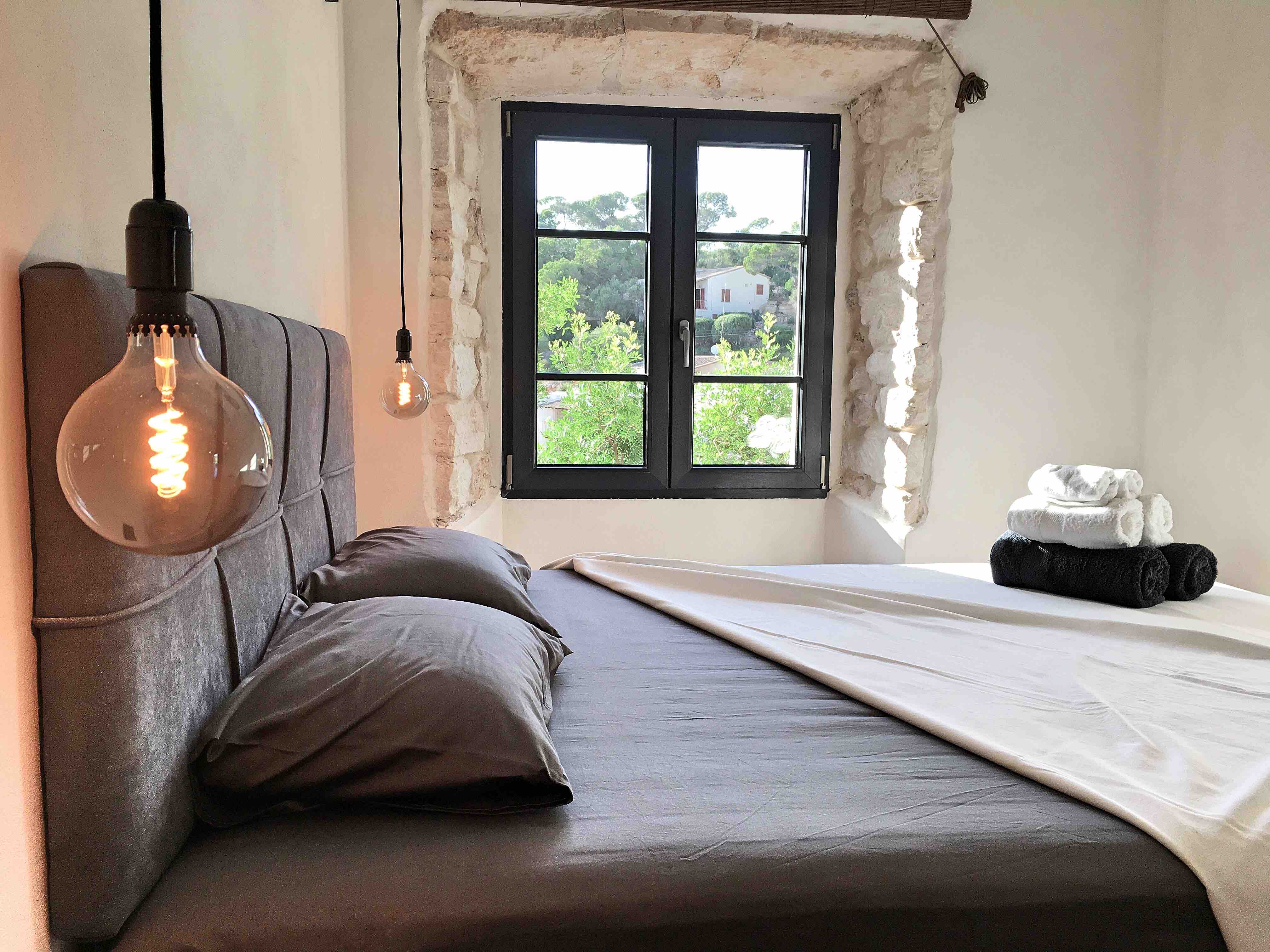 My Rent House Mallorca [flat] Houses for Rent in Cala Figuera