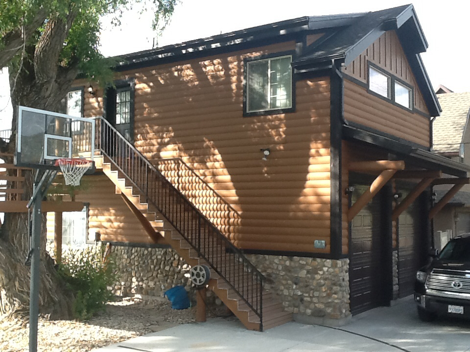 Lakeshore Retreat, on beautiful Bear Lake. Cabins for Rent in Fish