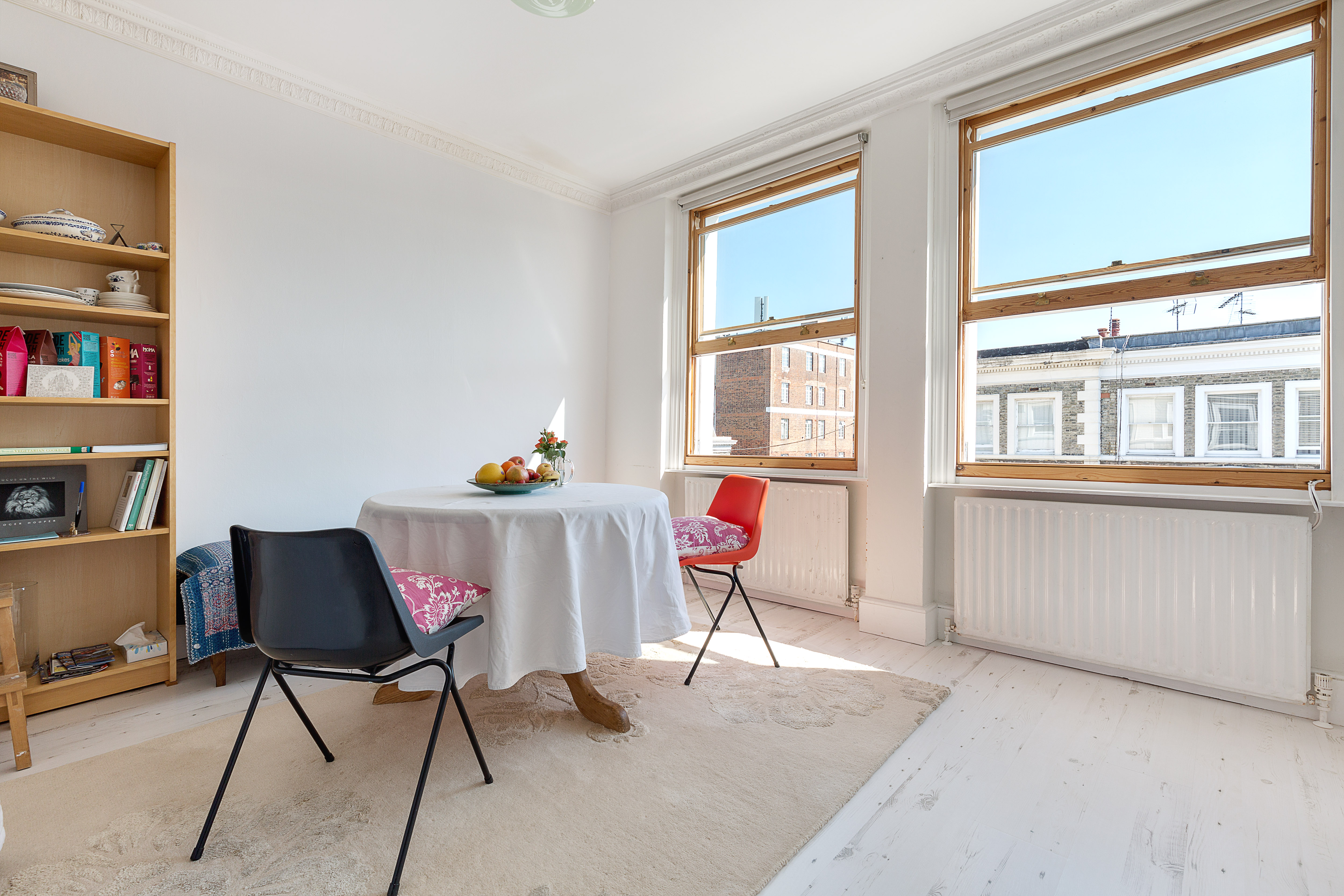 Single bedroom with roof terrace in great location
