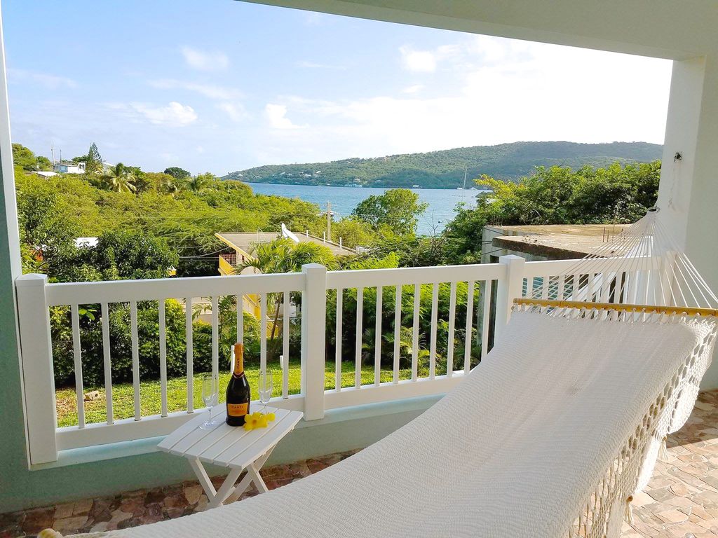 Sand Dollar Studio @Island Charm w/Porch & Hammock