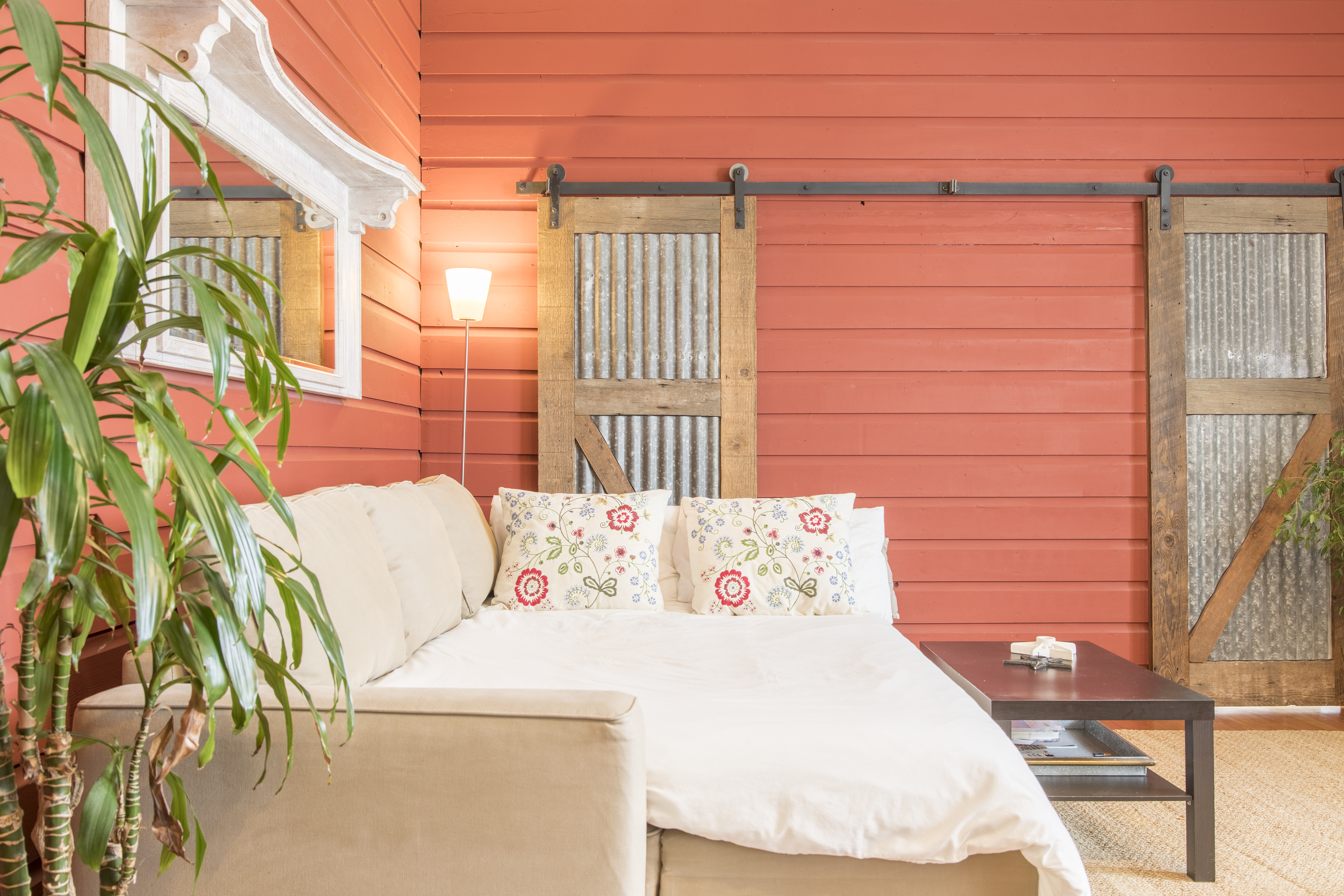 Star Studio: Guest Suite in Our Outer Sunset Home