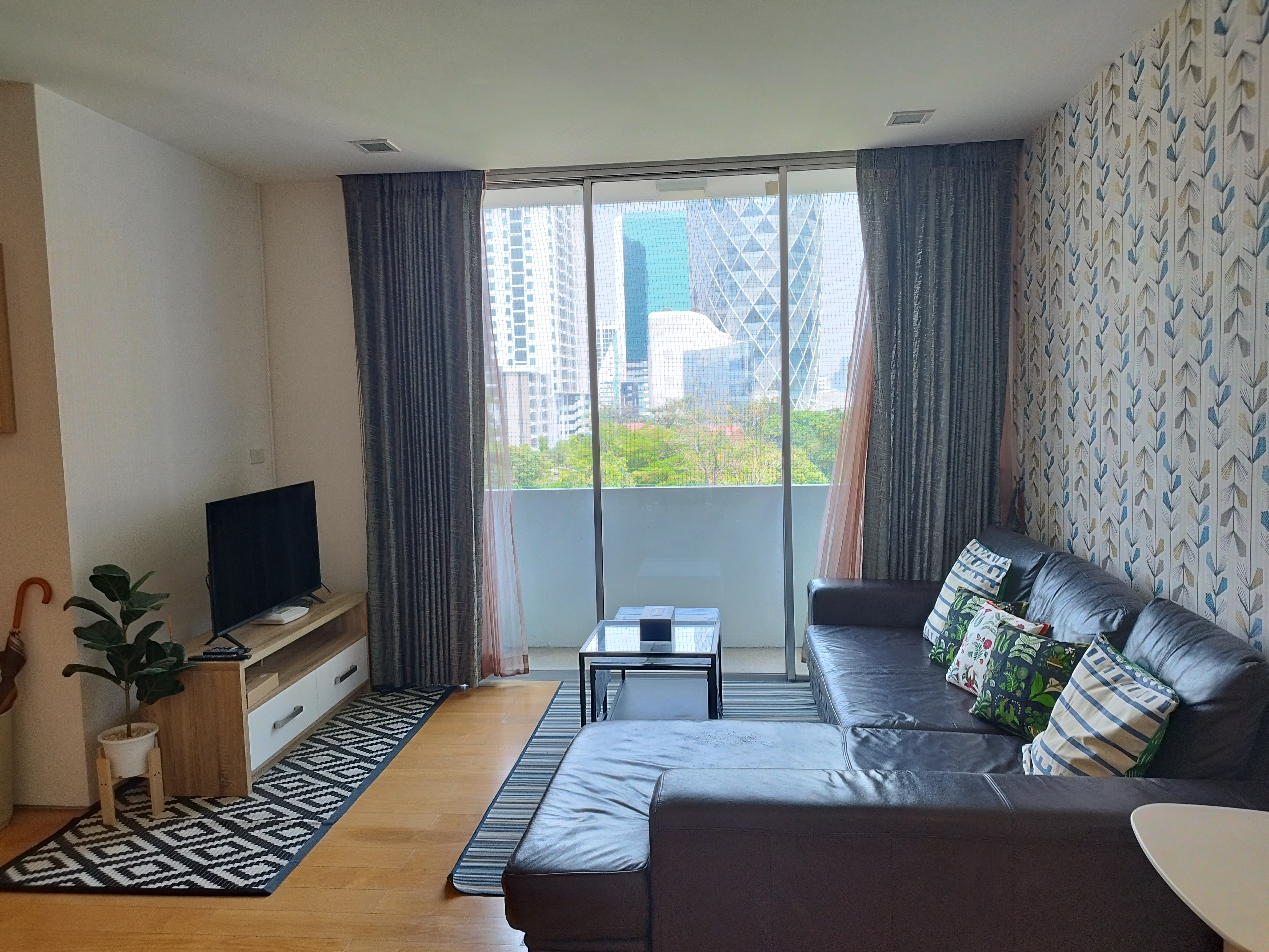 2BR apt in a cozy neighborhood in Phaya Thai, Bangkok
