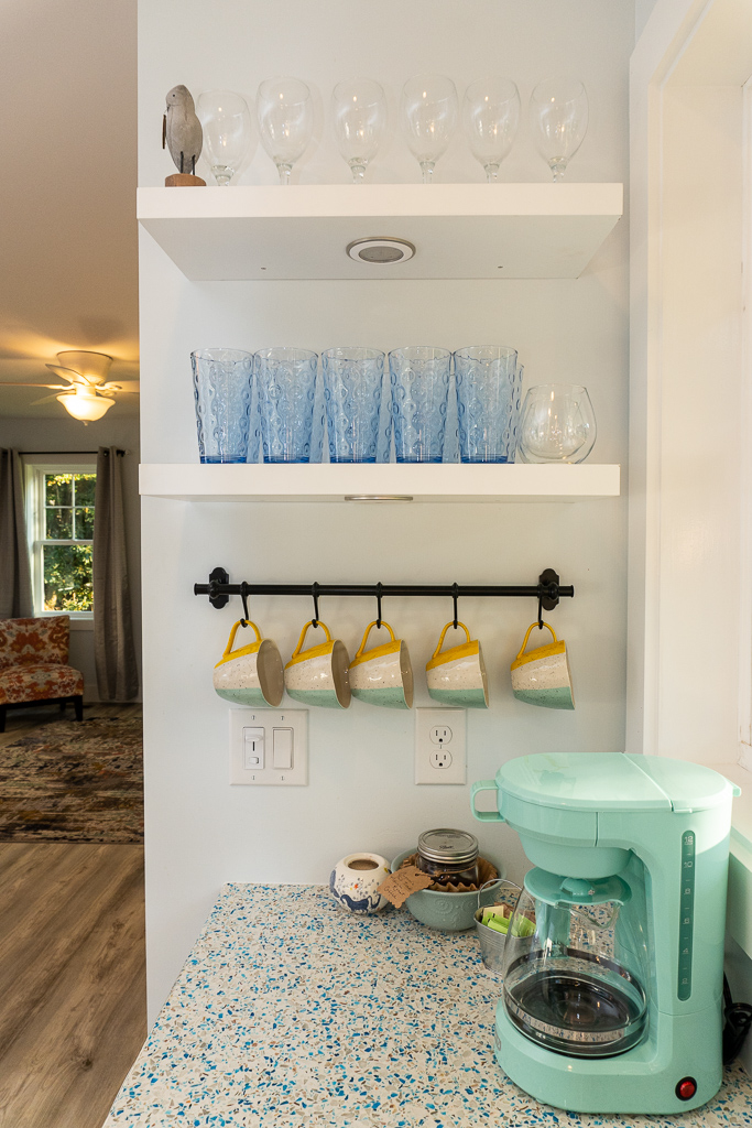 ShangriLa in Etowah a serene + cheerful cottage Cottages for Rent