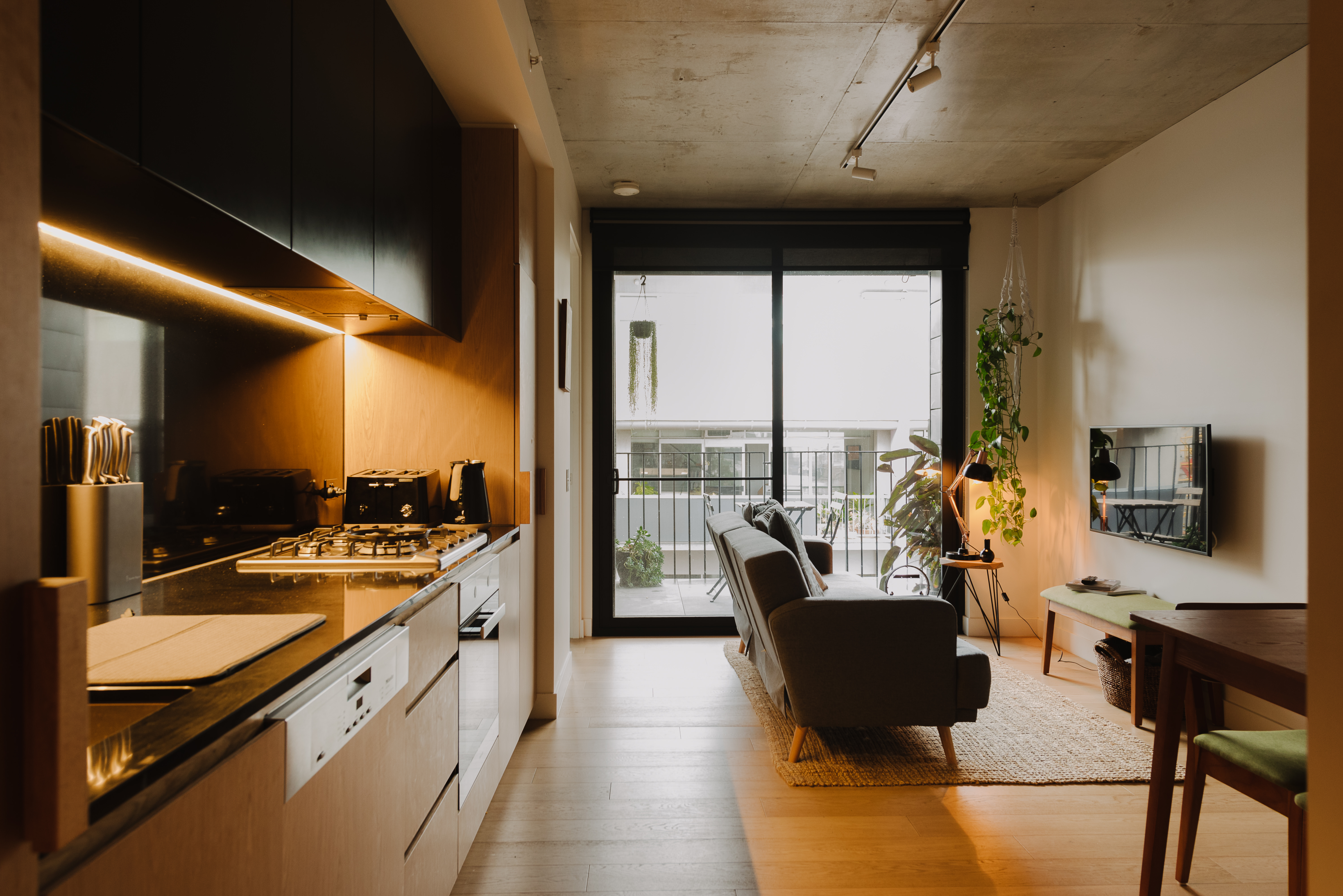 Stylish one-bedroom apartment in vibrant Fitzroy