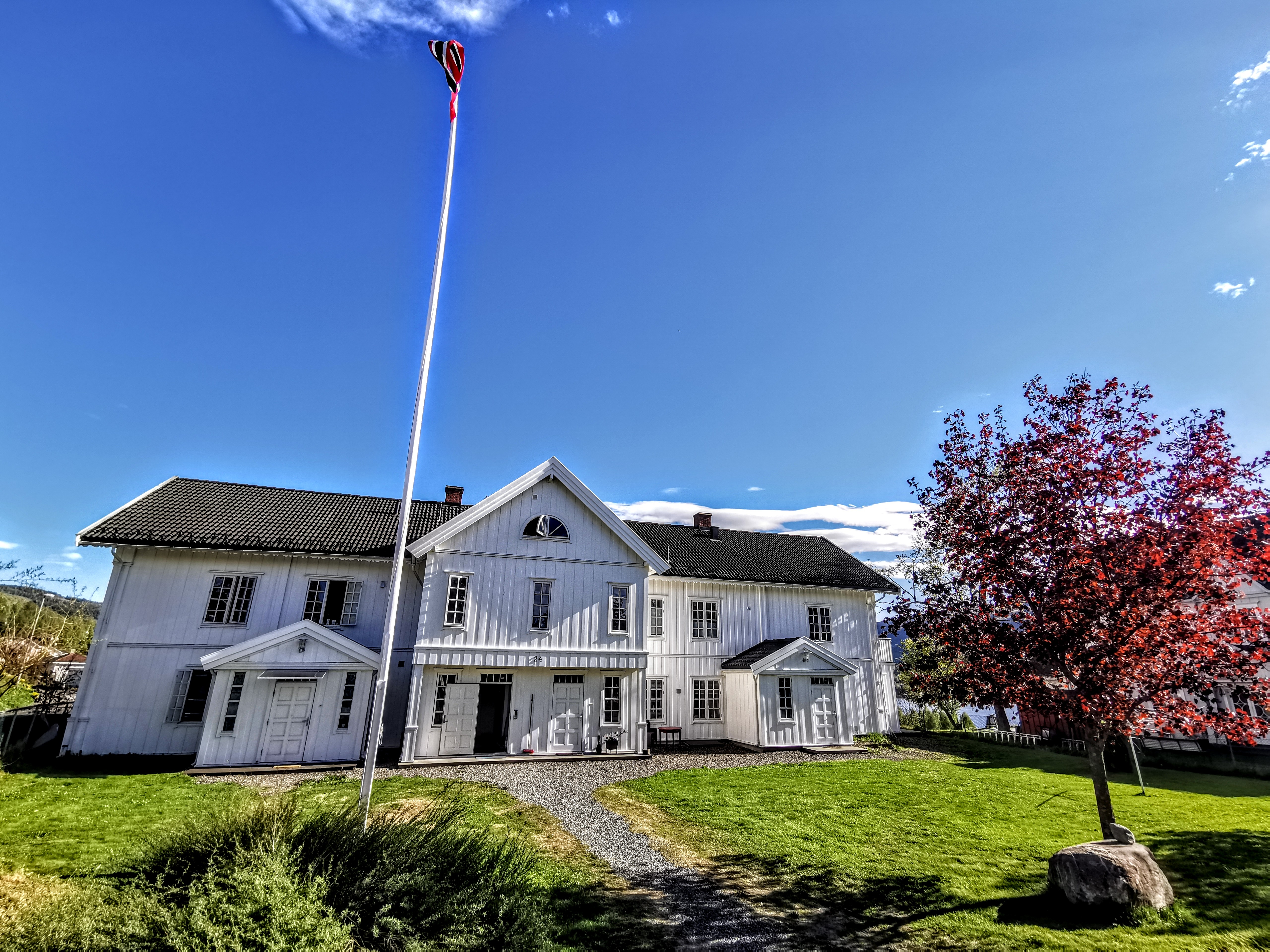Large mansion apartment in the center of Lillehammer