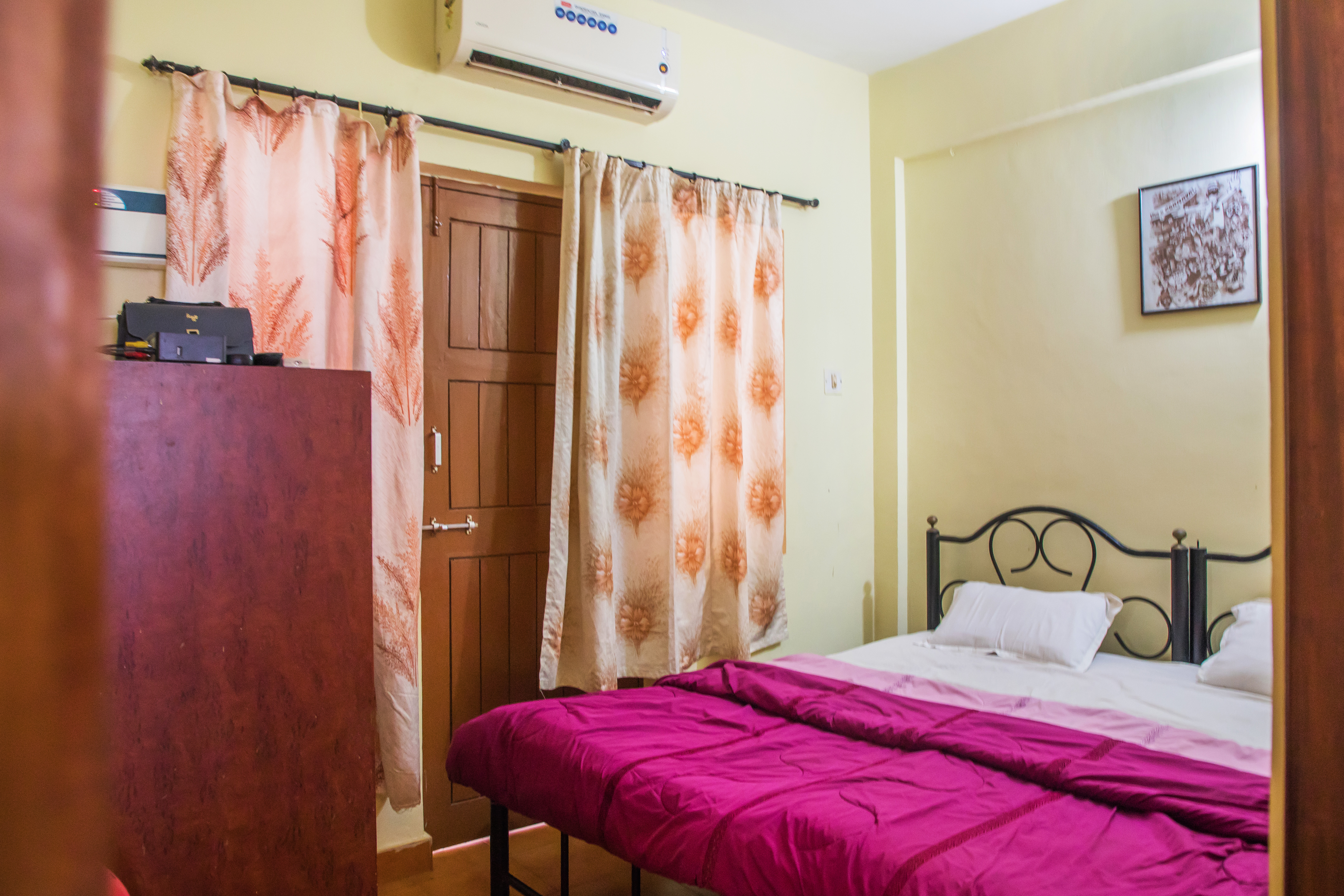 2bk wi-fi, inverter, parking nr Baga Beach Goa