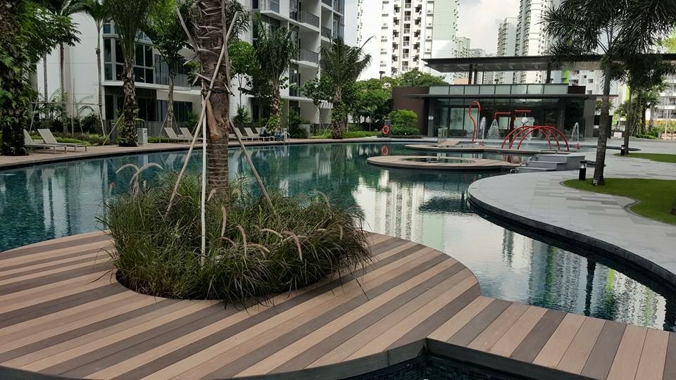 2 bedroom condo, high floor