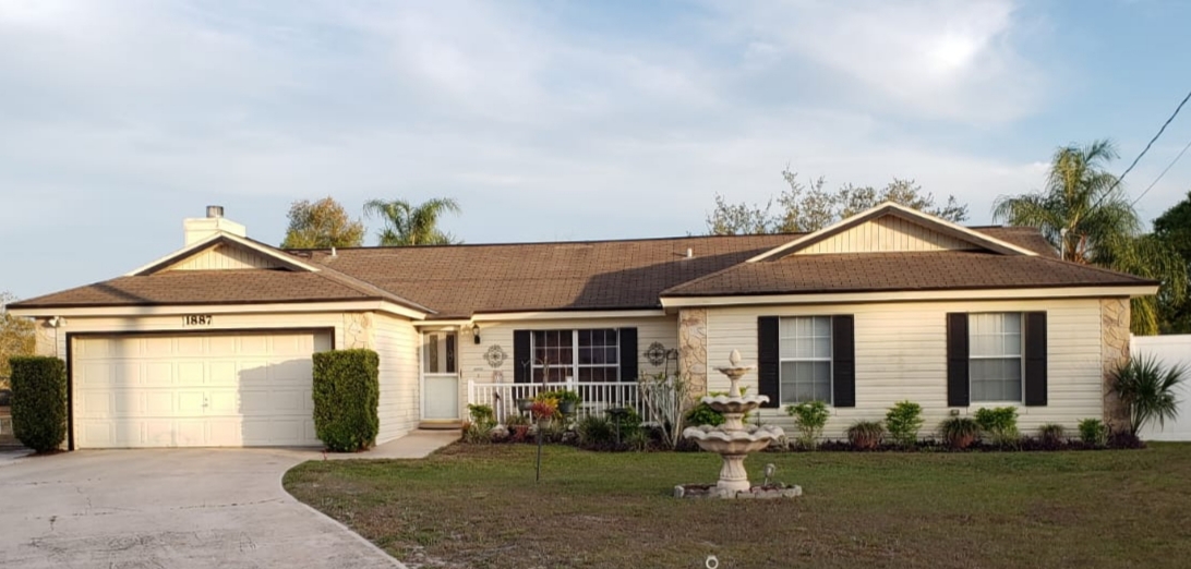 Relaxing Cozy House with Pool - Deltona