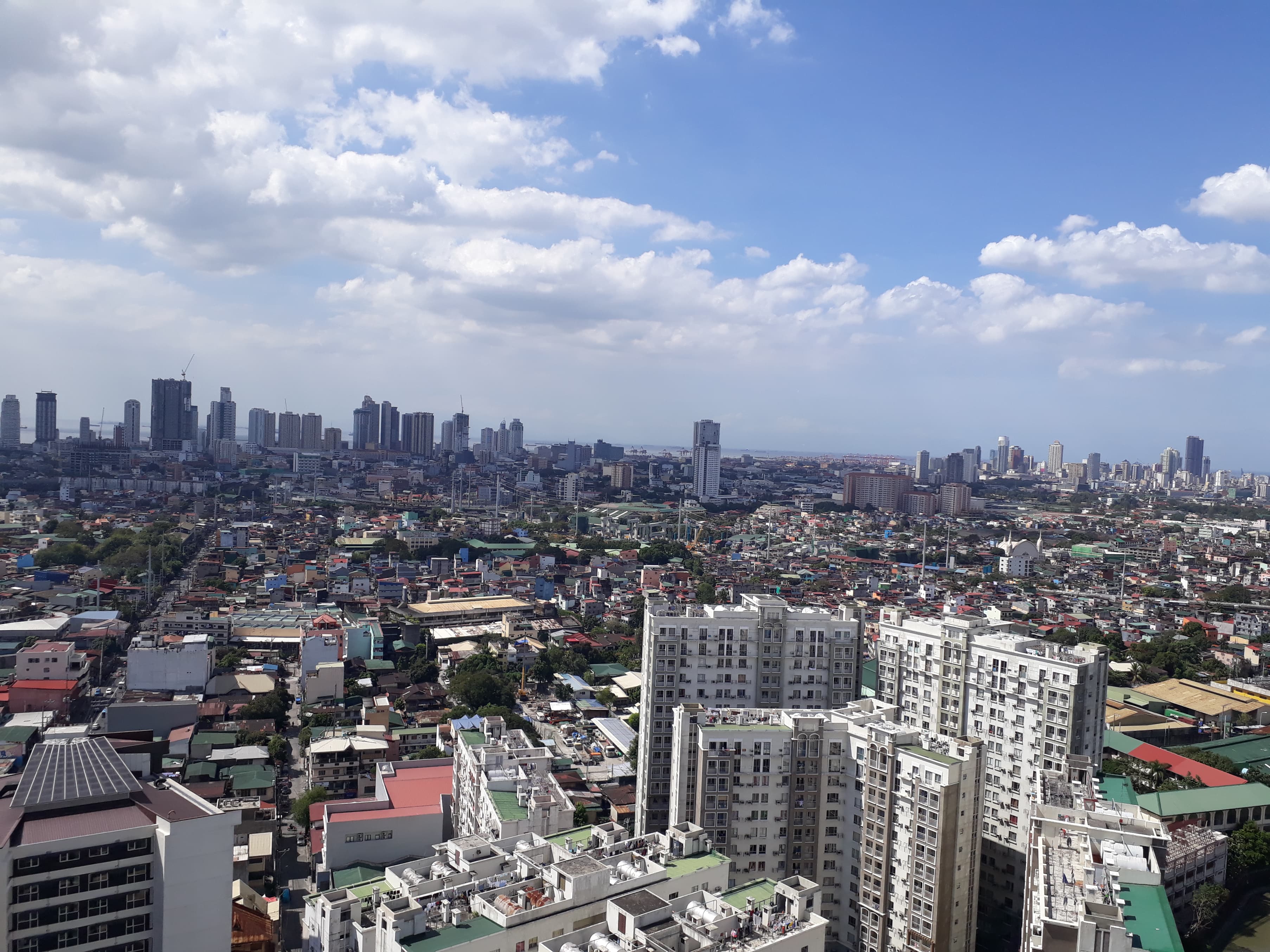 Staycation in an overlooking view of Metro Manila - Condominiums for