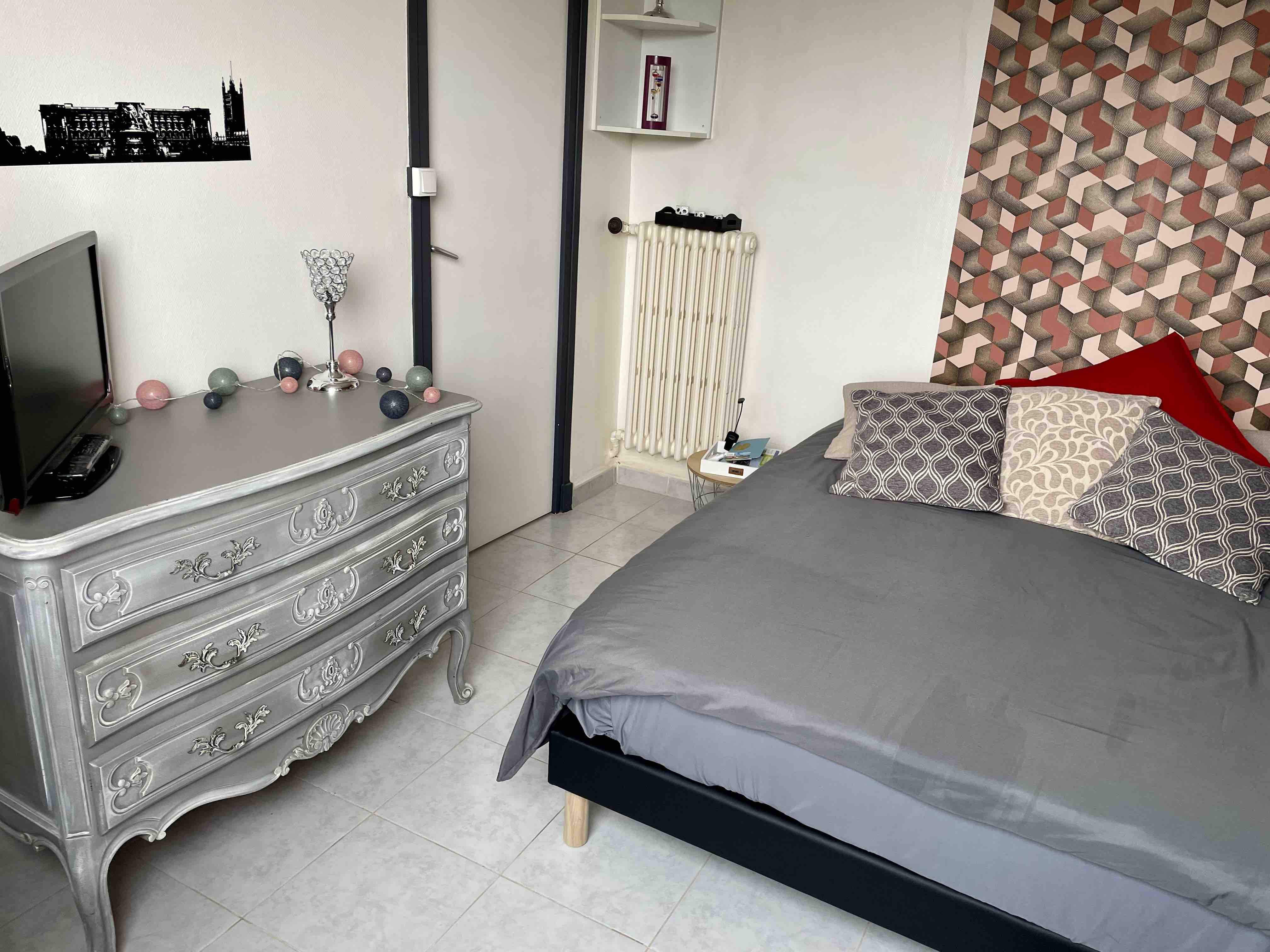 Studio  with outside: Allier/city center