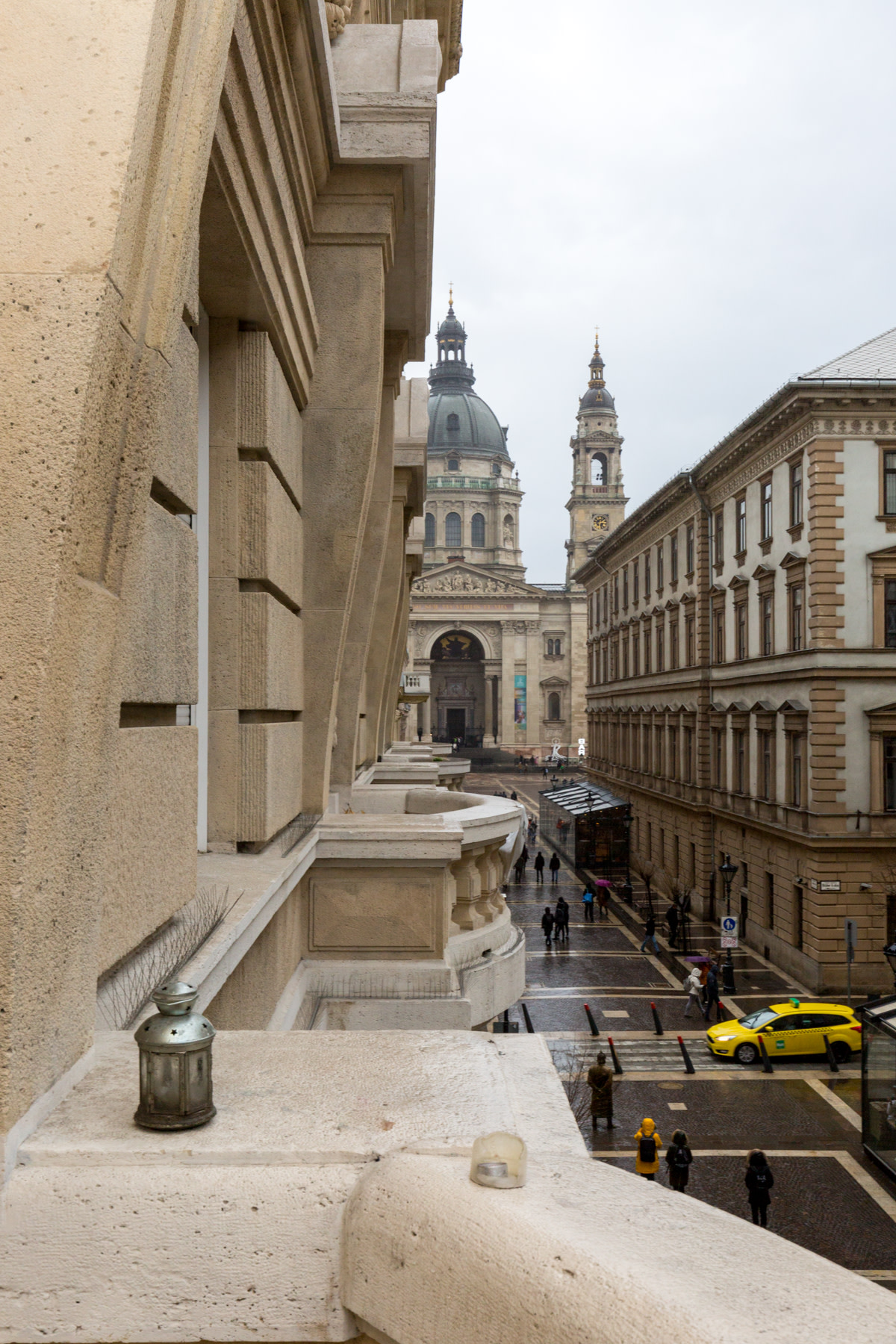 Elegance by the Basilica and Danube
