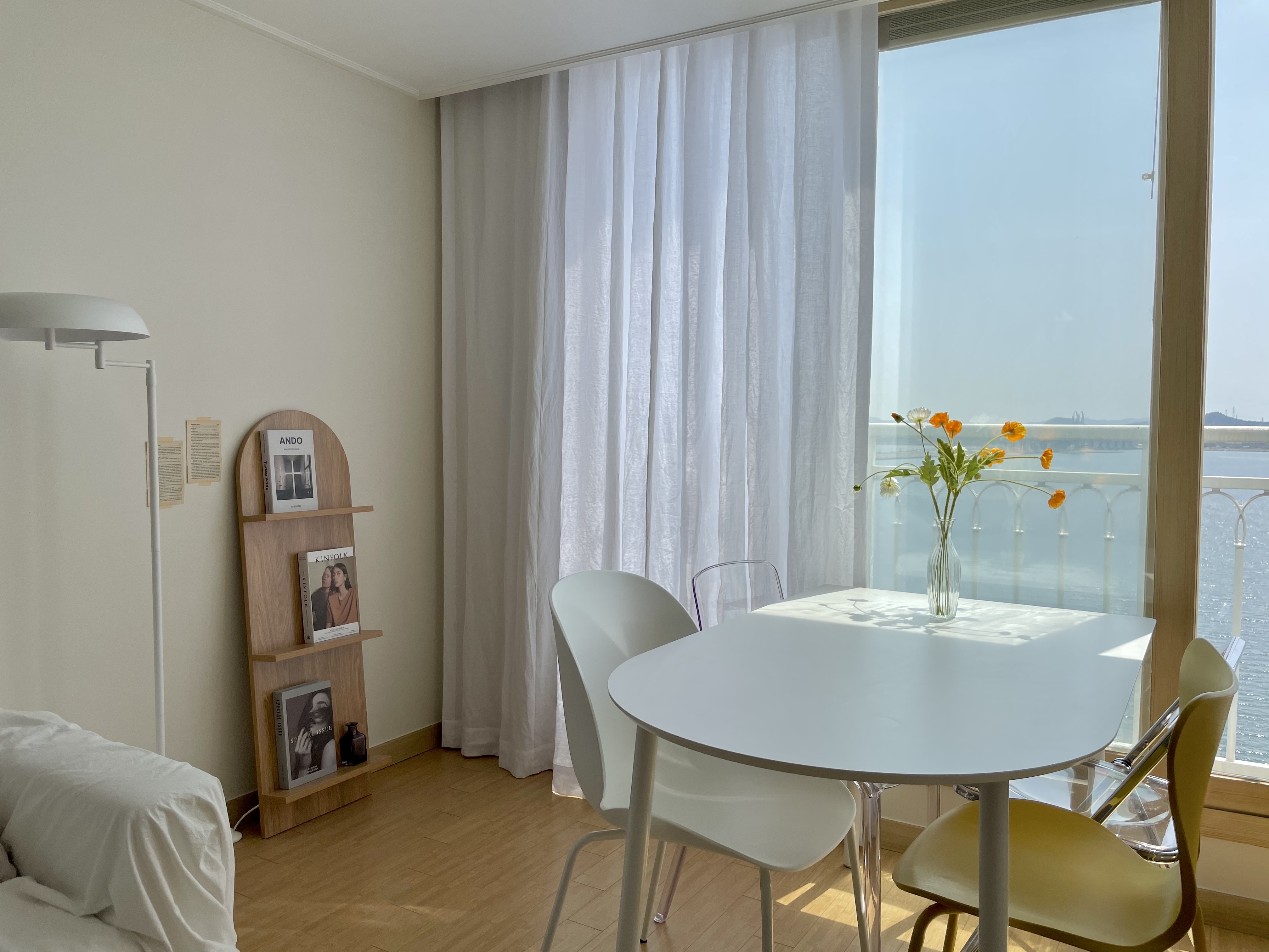 Ramstay emotional ocean view_consecutive nights discount | Blackout curtain | Bedding washing | Beam projector