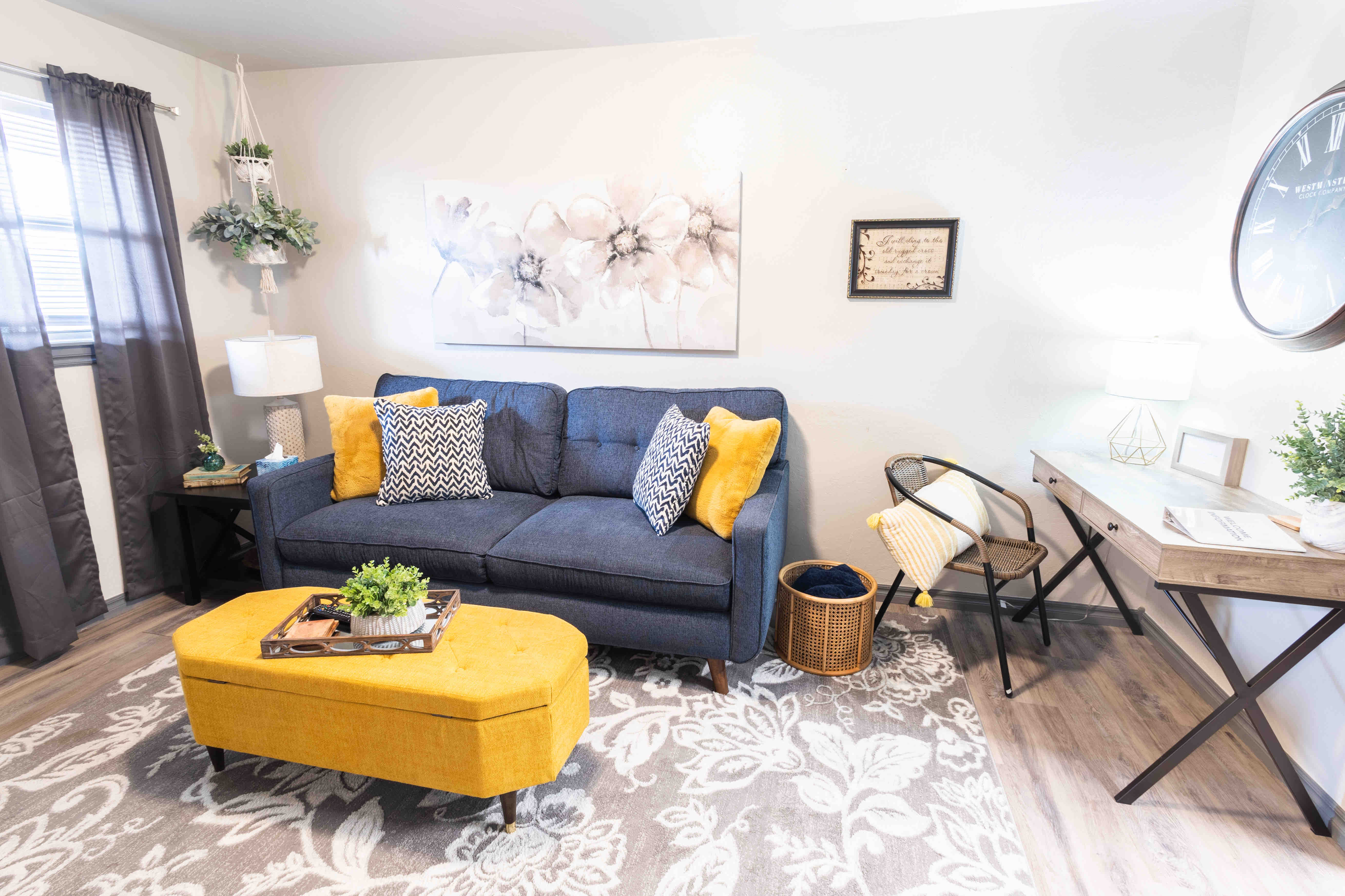 Stylish Clean Comfy Apt in Central Lawton(14)