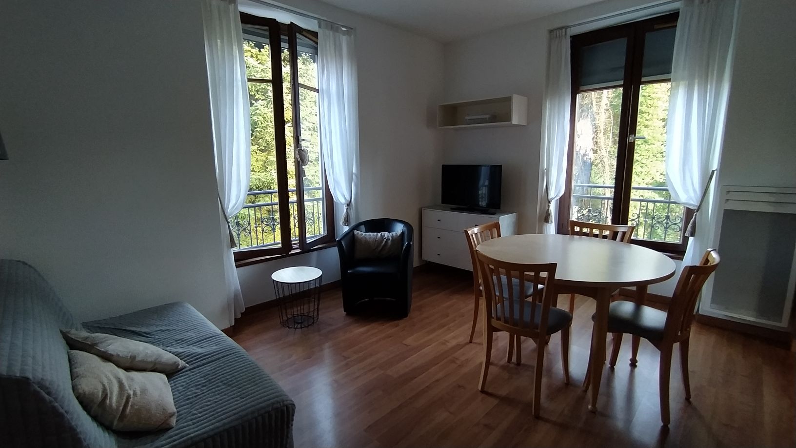 Ideal for a therapist/ Vacationer
T2 Centre Ville Parking