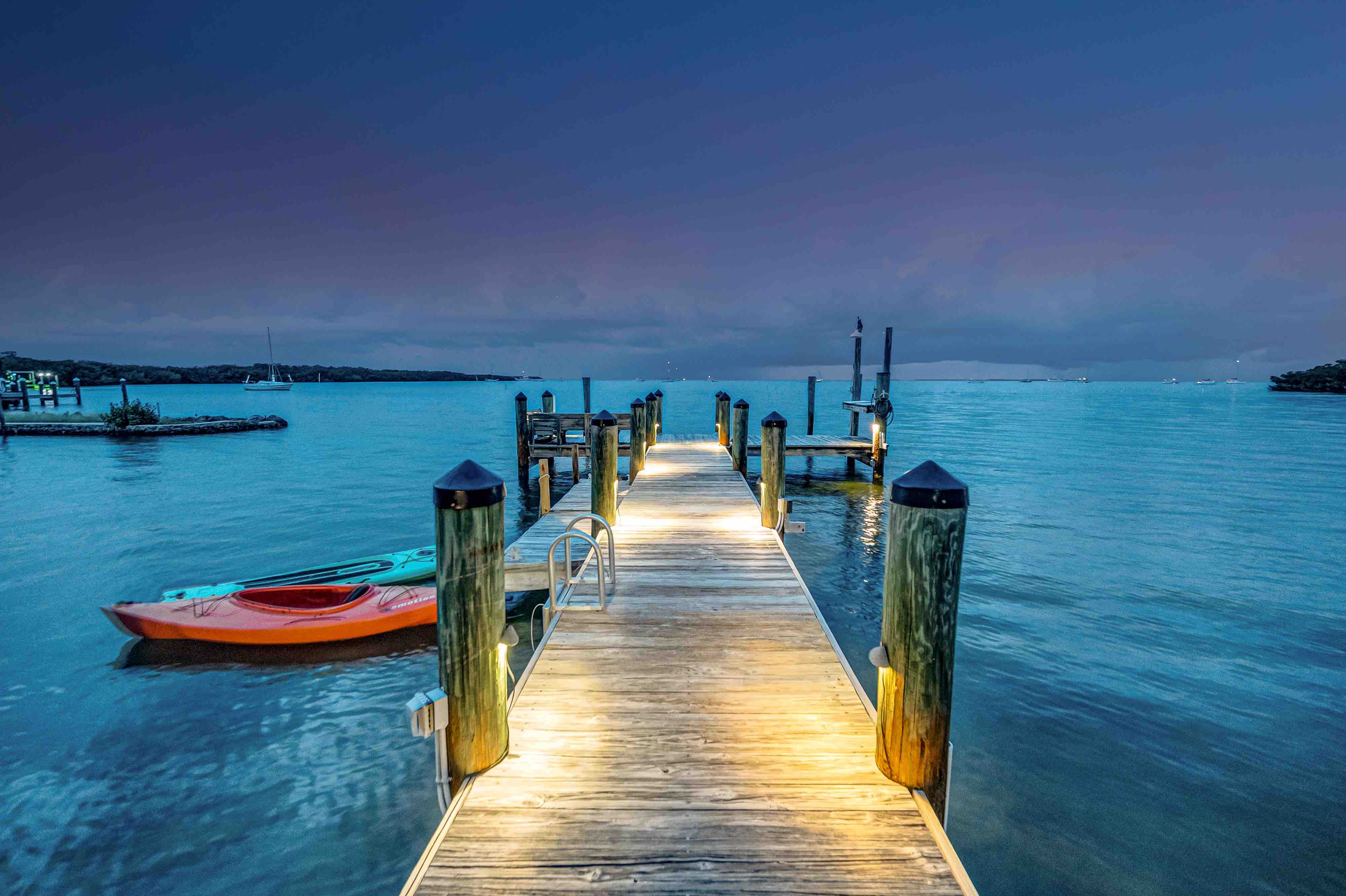 Private waterfront home, pool, dock, sunsets, tiki