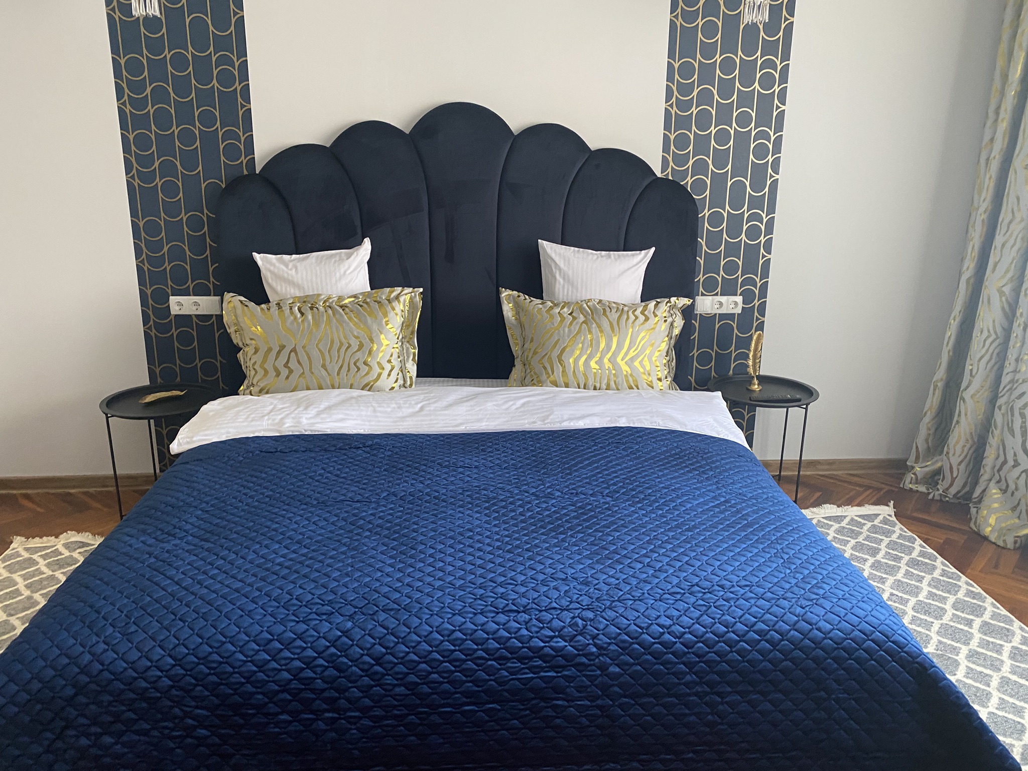 VIP apartment near the theater