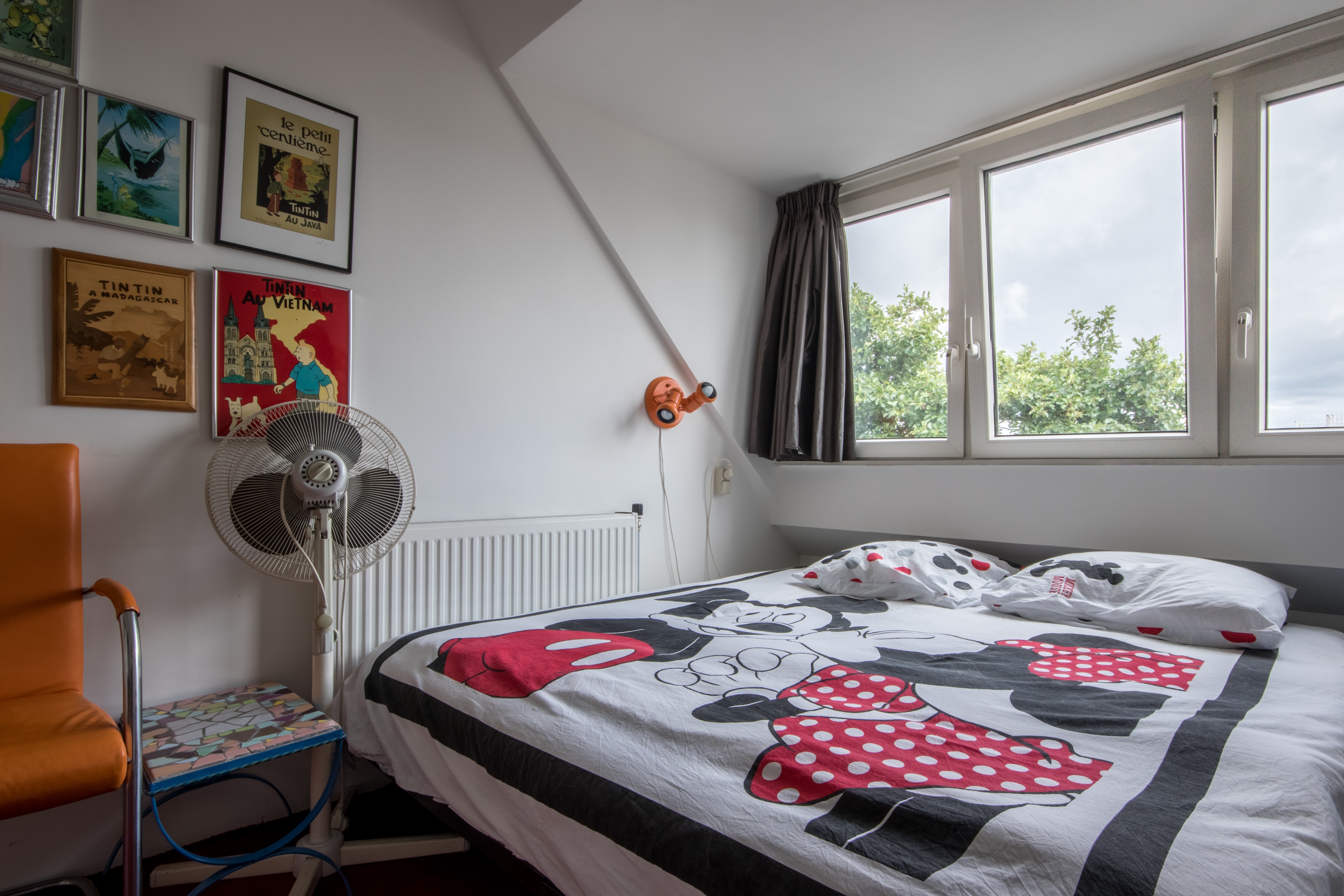 2 colourfull, seperate rooms in cosey area Pijp! โ Amsterdam stay