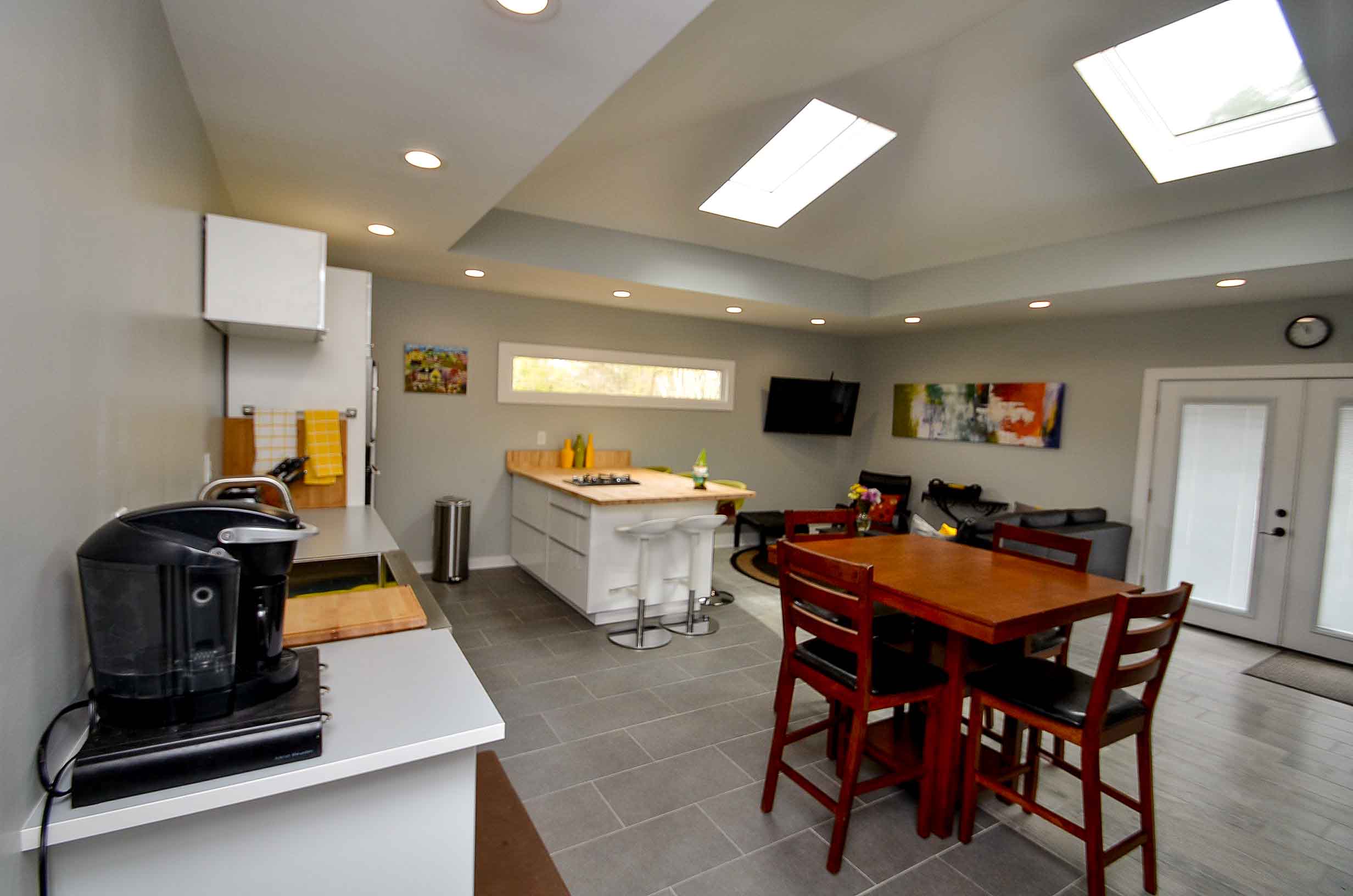 North Greenville Luxury Suite 
Furman U. / S.R.T.