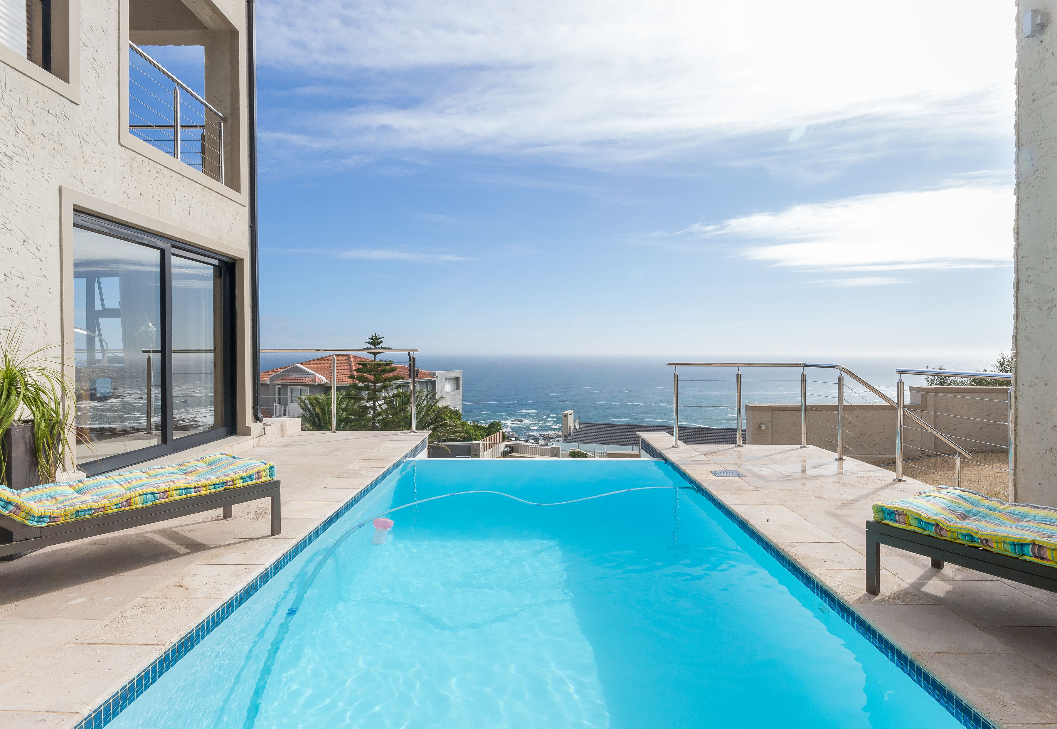 Camps Bay Apartment - Panoramic View