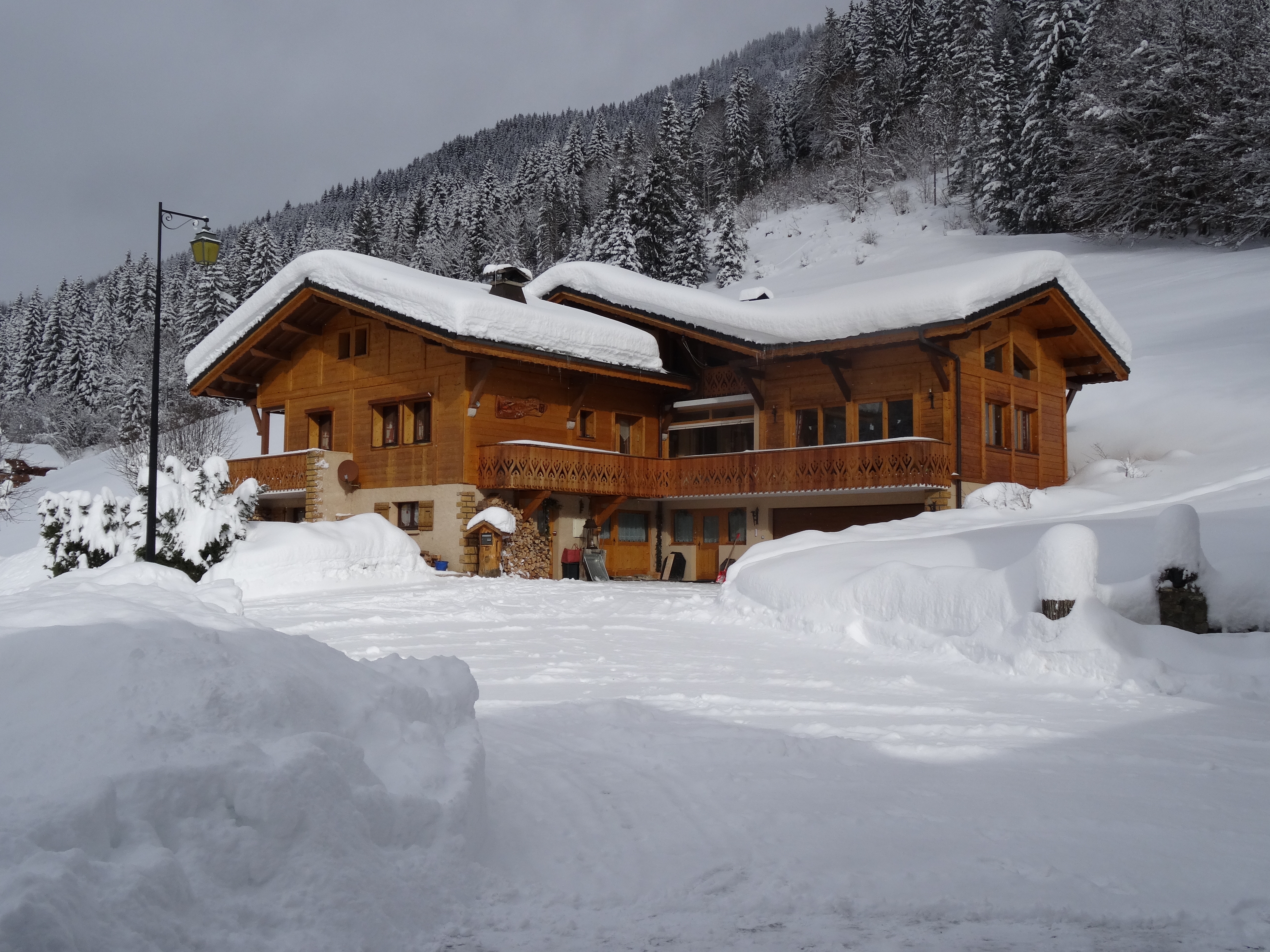 Chalet Chez Chaudron La Chevrerie Bellevaux Guesthouses For Rent In Bellevaux Auvergne Rhone Alpes France