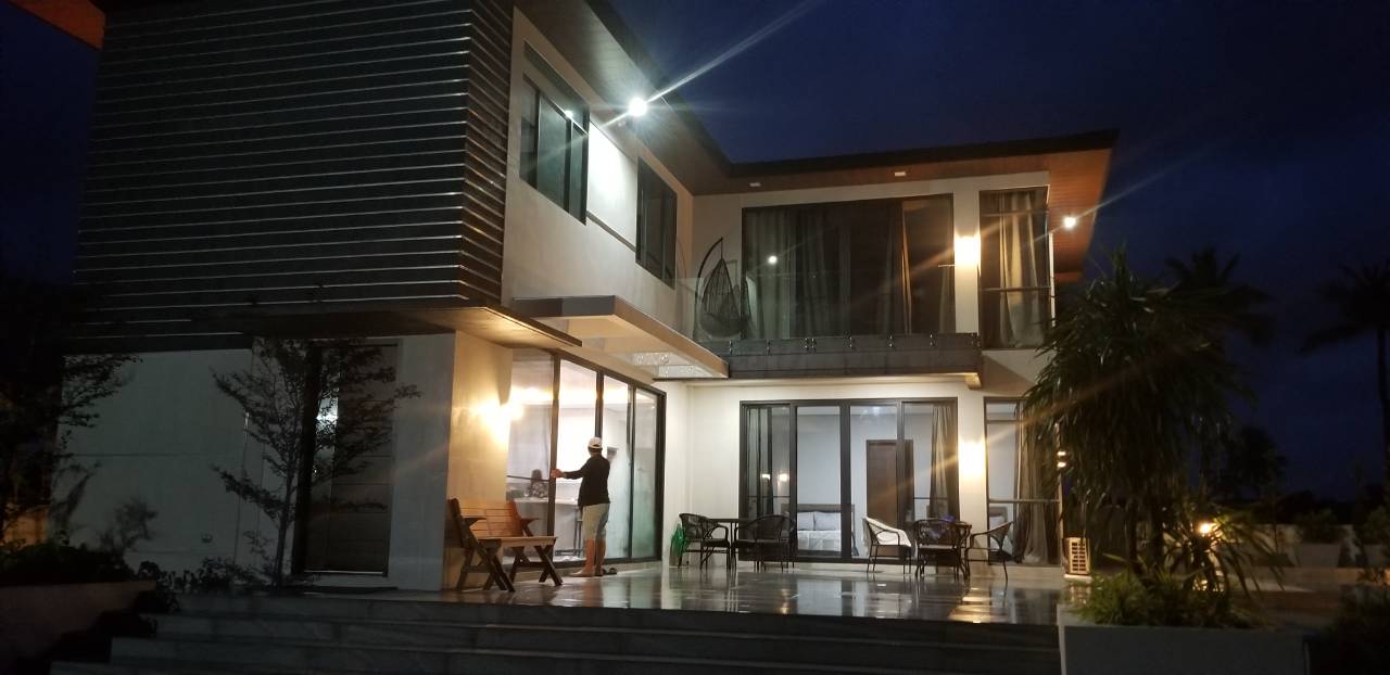 Exclusive Vacation Home at Porto Laiyanear beach Houses for Rent in San Juan, Calabarzon