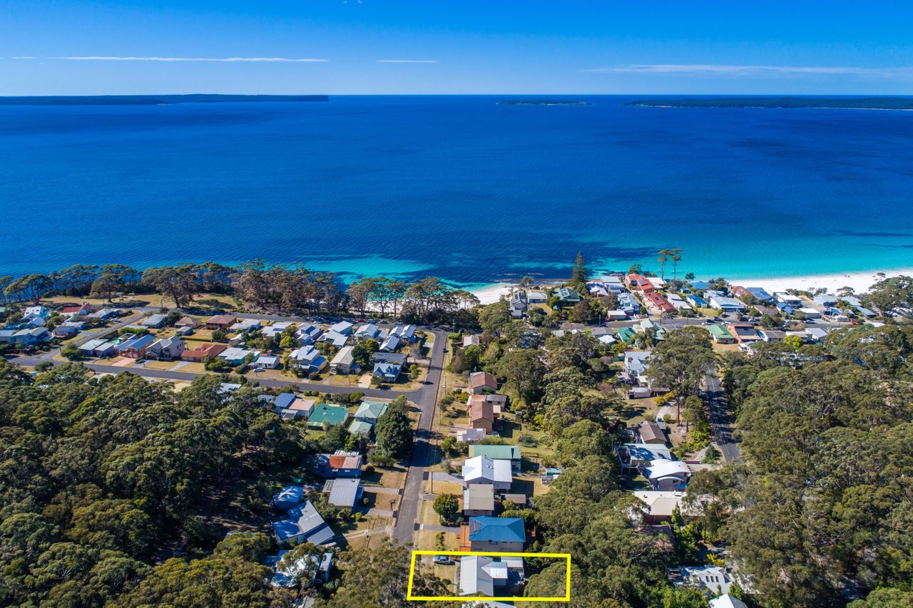Elaine at Hyams Beach