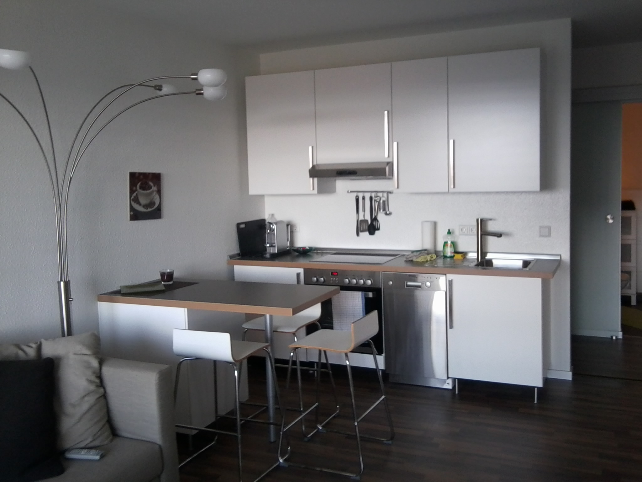 1-room apartment with kitchenette and balcony