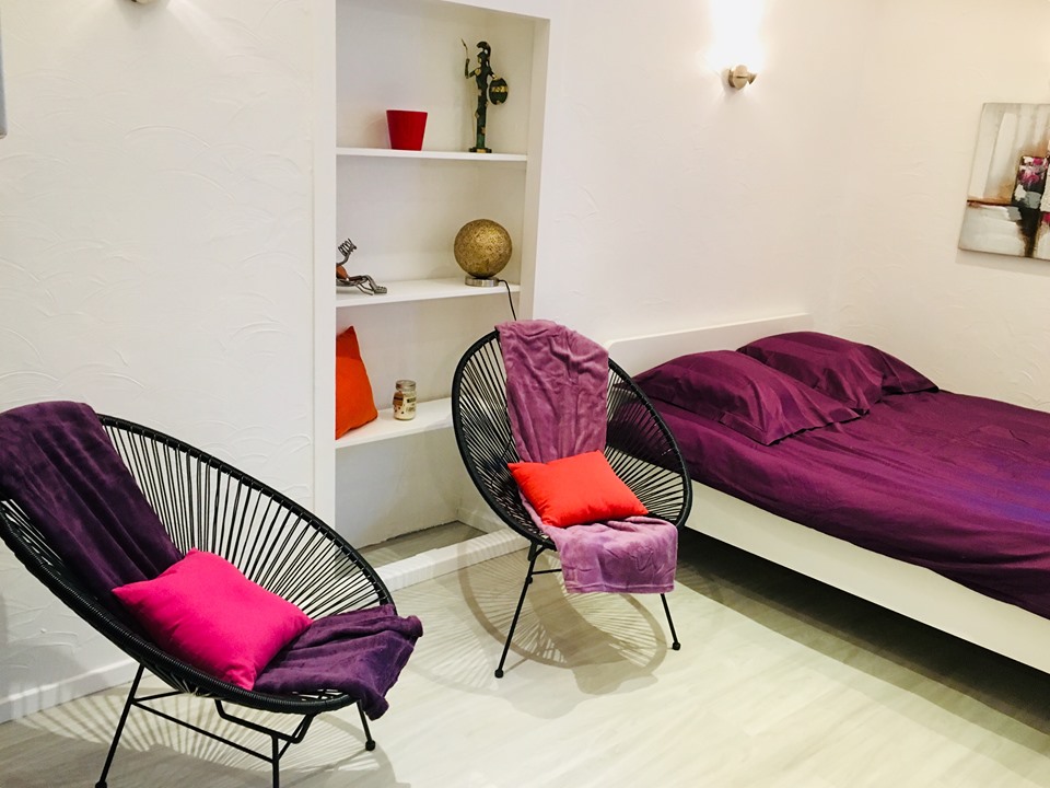 30M2 STUDIO in the heart of the happy valley!