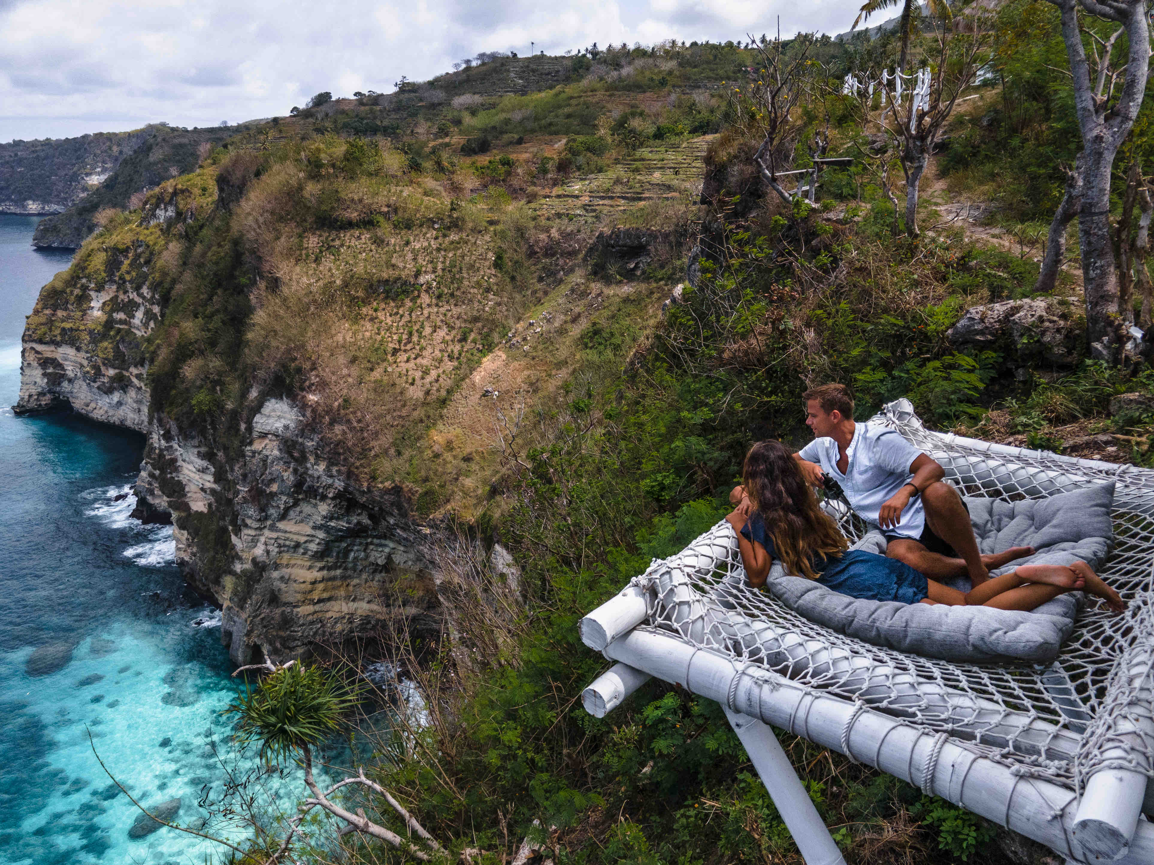 Tropical Glamping ???? Cliff Side Ocean View + Net???? - Bungalows à louer à  Nusapenida, Bali, Indonésie - Airbnb