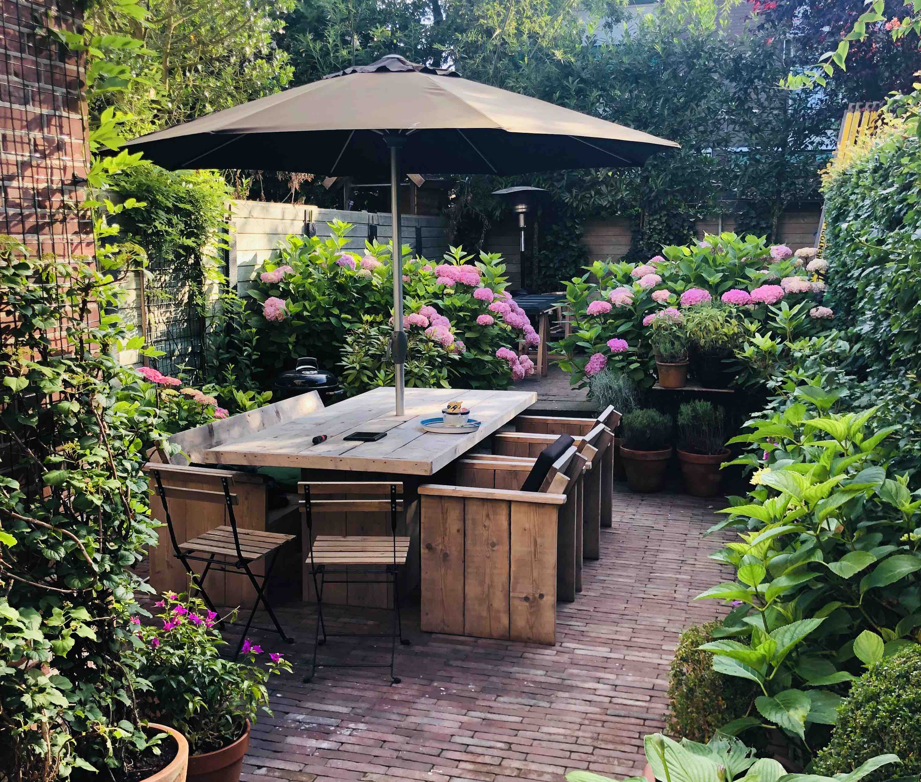 Large familyhouse close to beach and city centre — The Hague stay