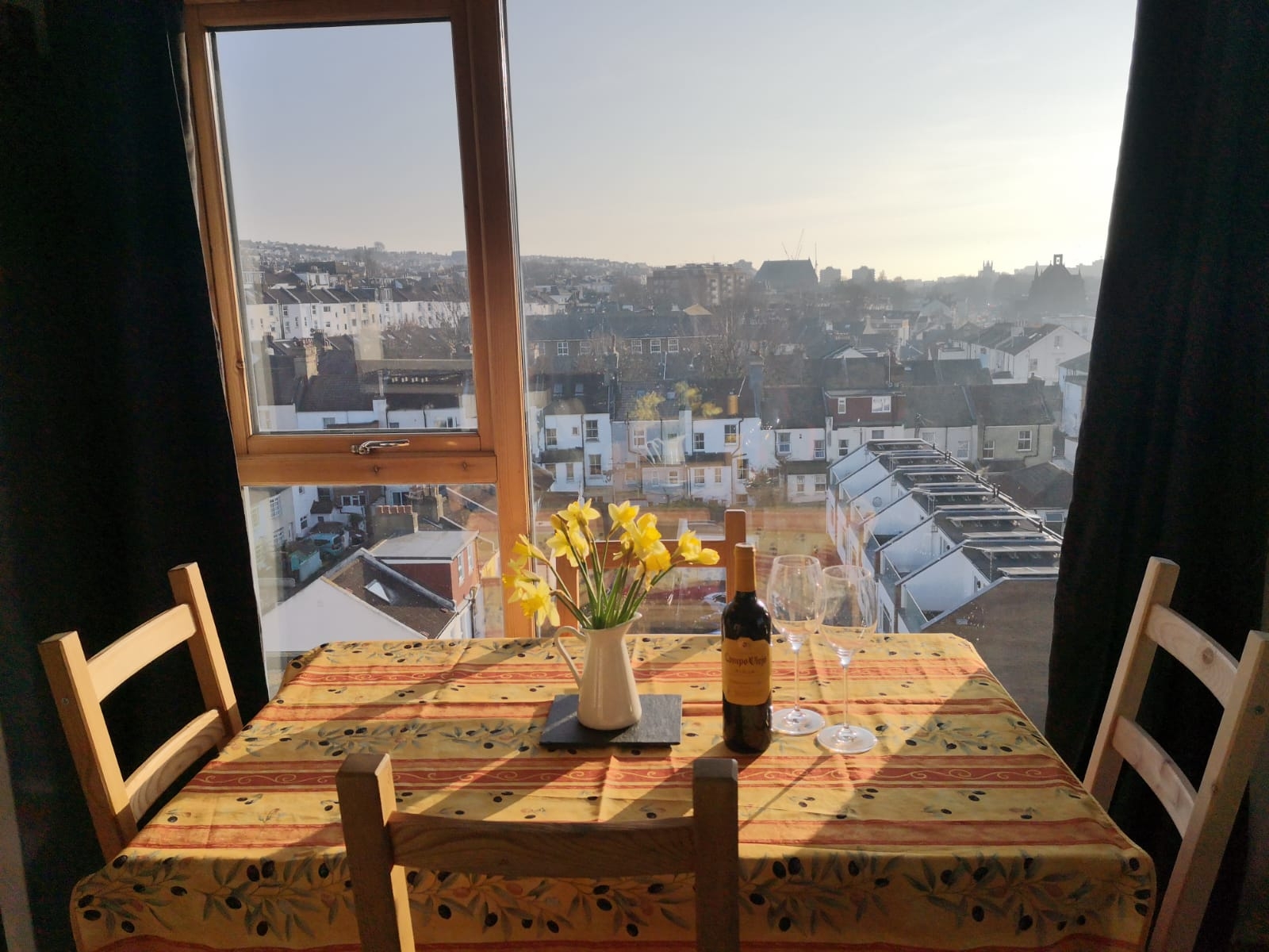 Bright, clean and comfortable with stunning views Flats for Rent in