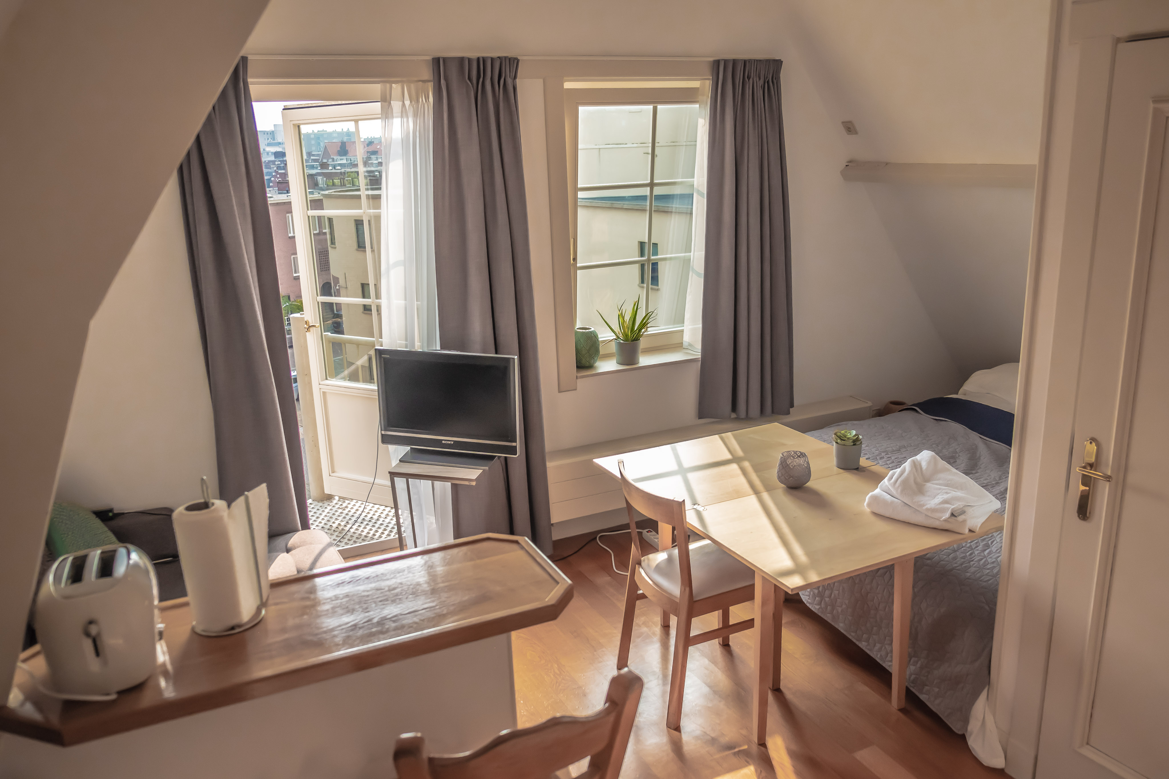Studio for long stay — The Hague stay