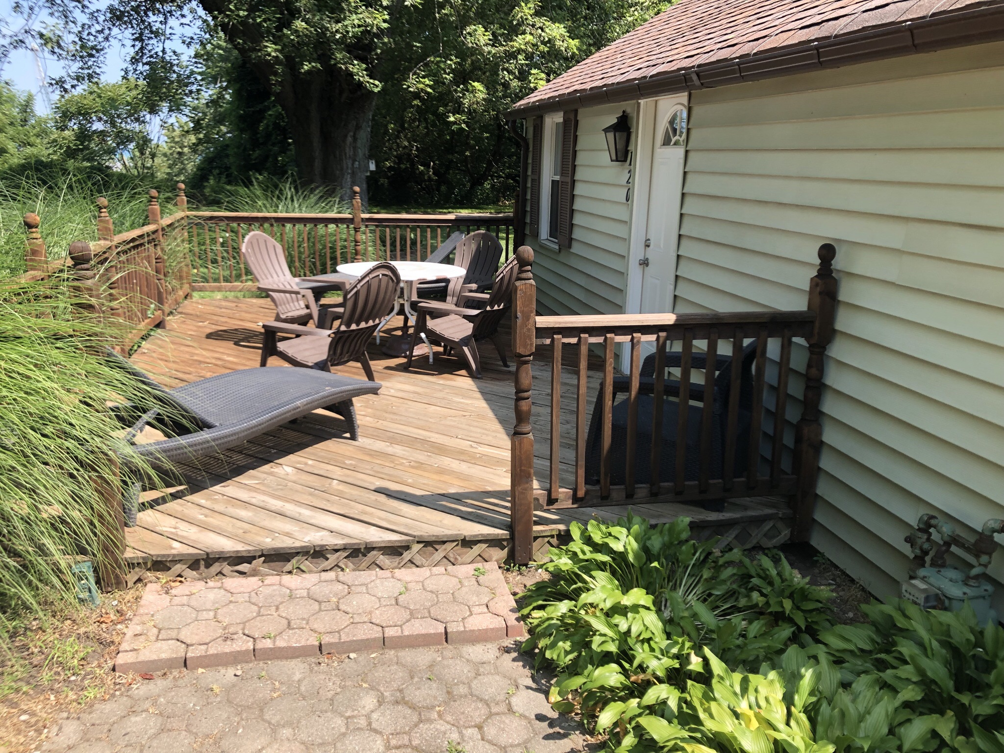 Lake Shore Park Fisherman’s Cottage. Ashtabula Cottages for Rent in