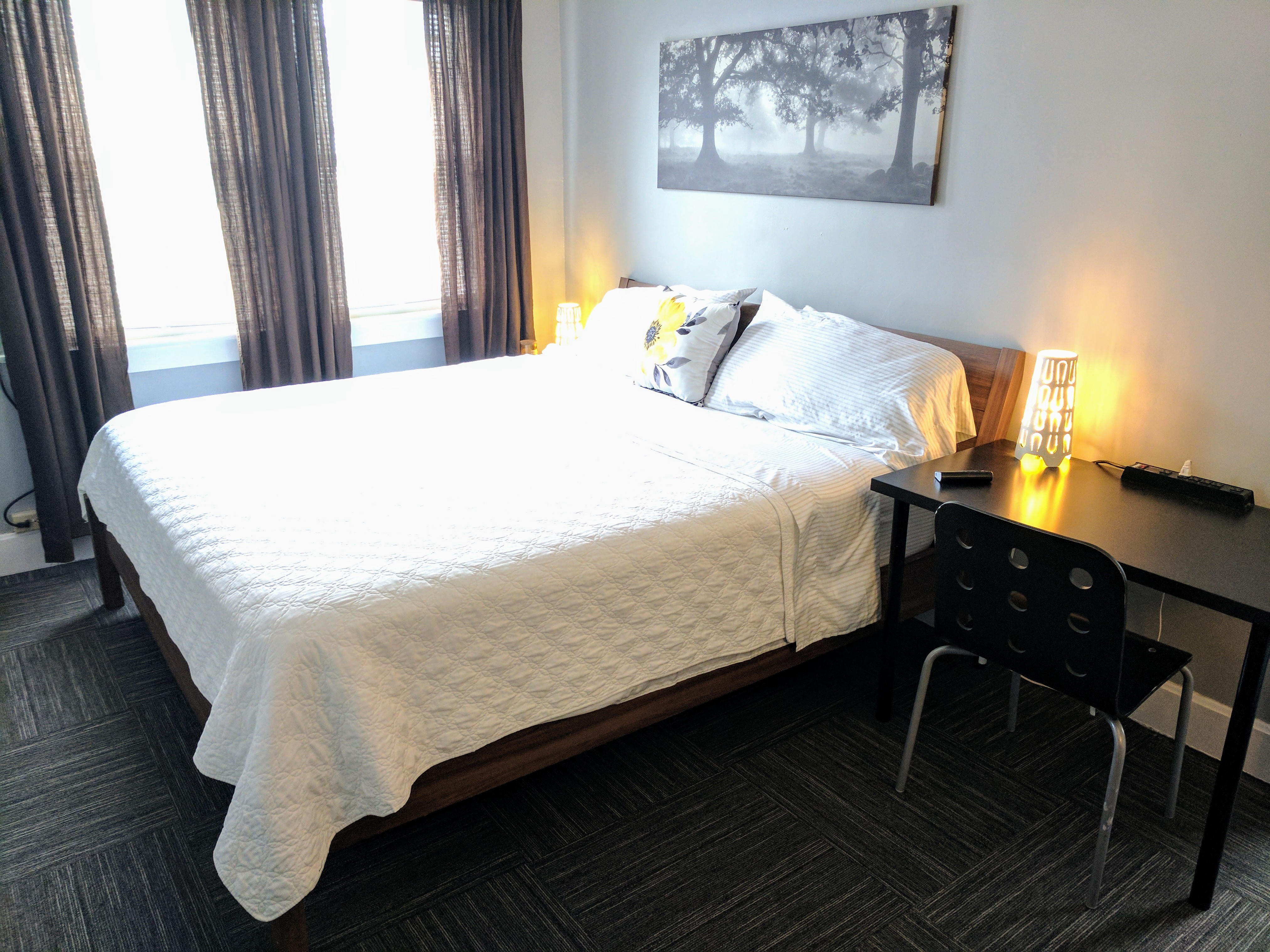 King Private Room at the Hostel in Near North/University, Columbus