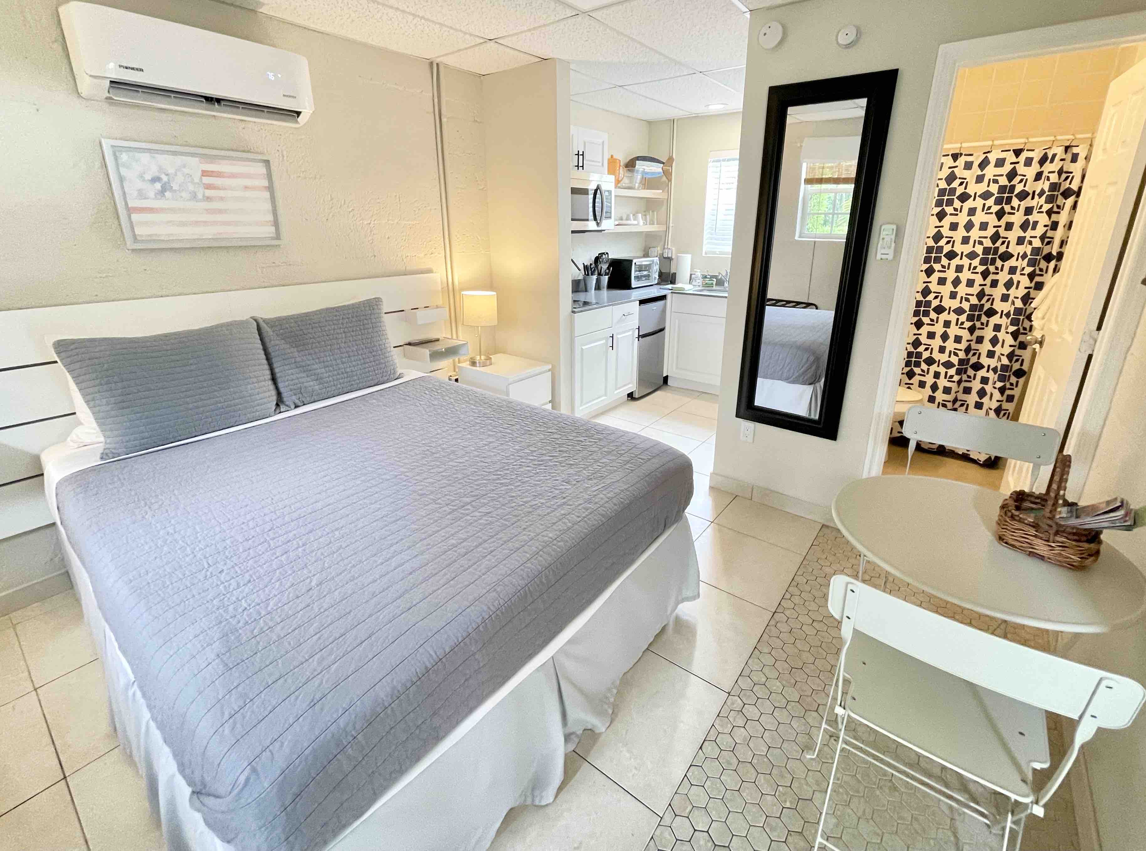 Hidden Gem for two in Hollywood, Broward County