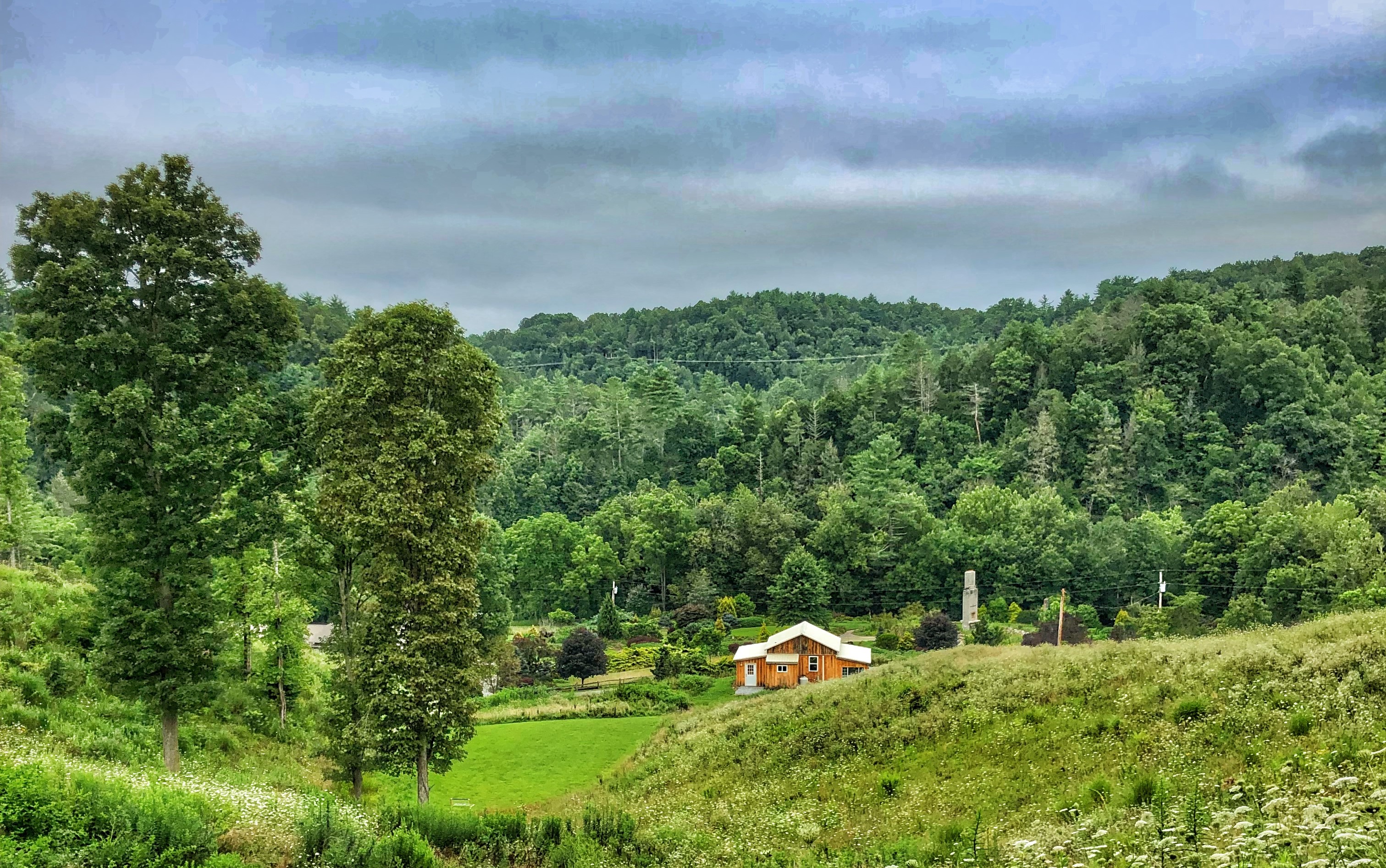 Private Cottage on the Ivy River Near Asheville Cottages for Rent