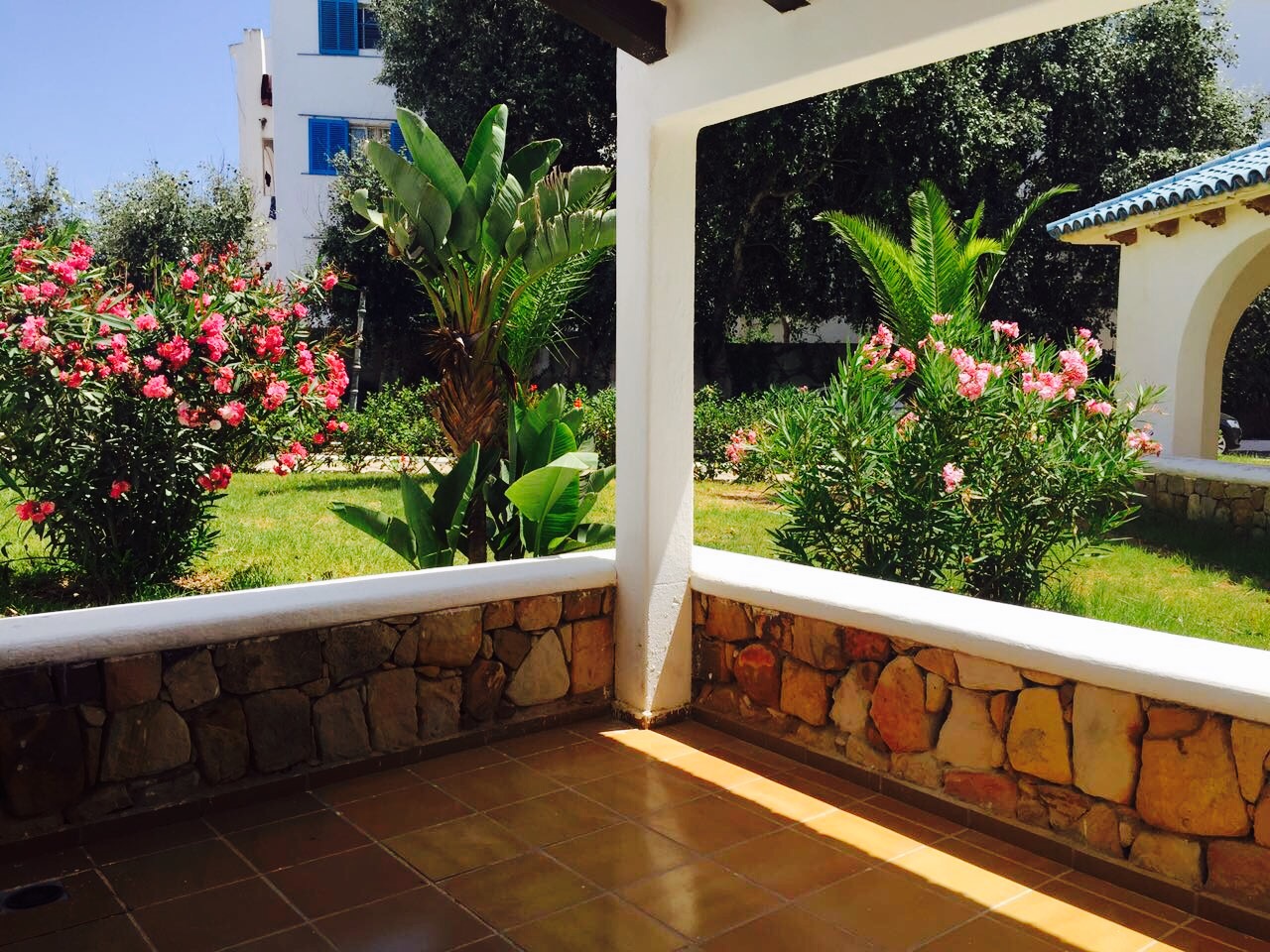 Fully-equipped 1.5 bedroom apartment