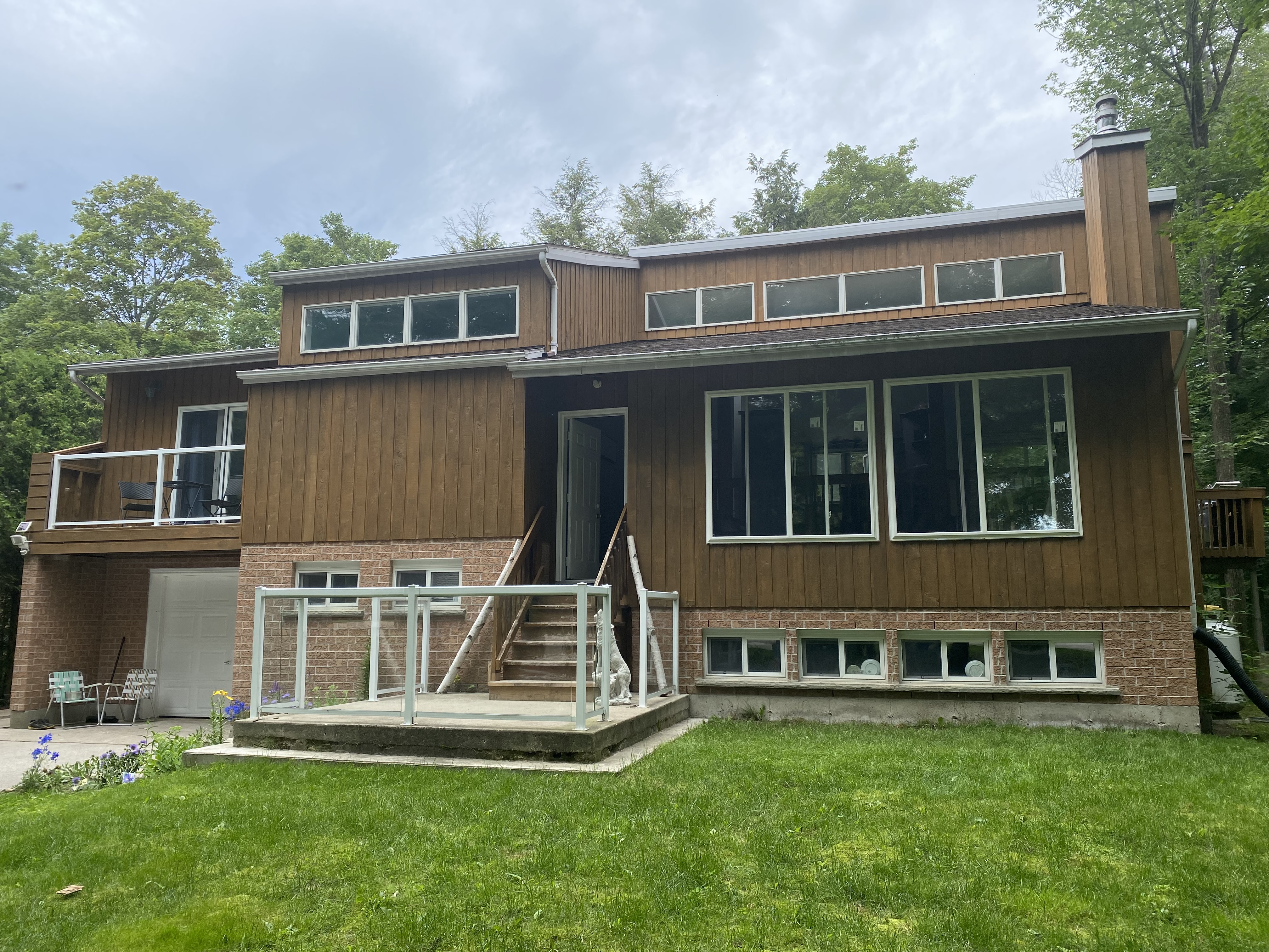 The Cedar- cottage retreat at Point Clark Beach