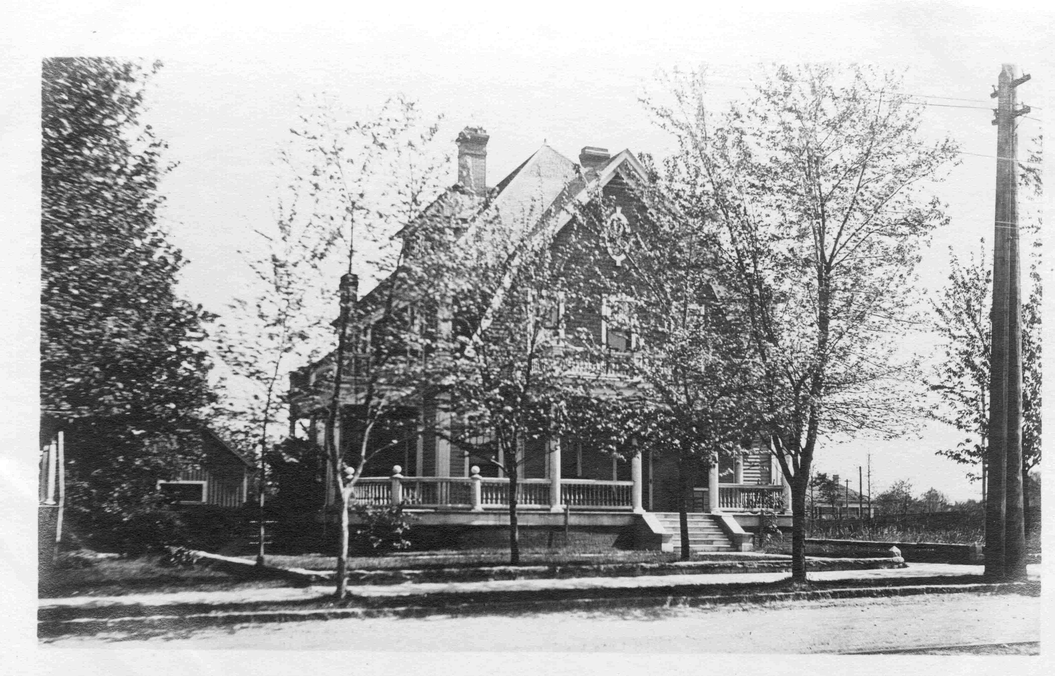 Tar Heel Manor large, historic Greensboro house Houses for Rent in